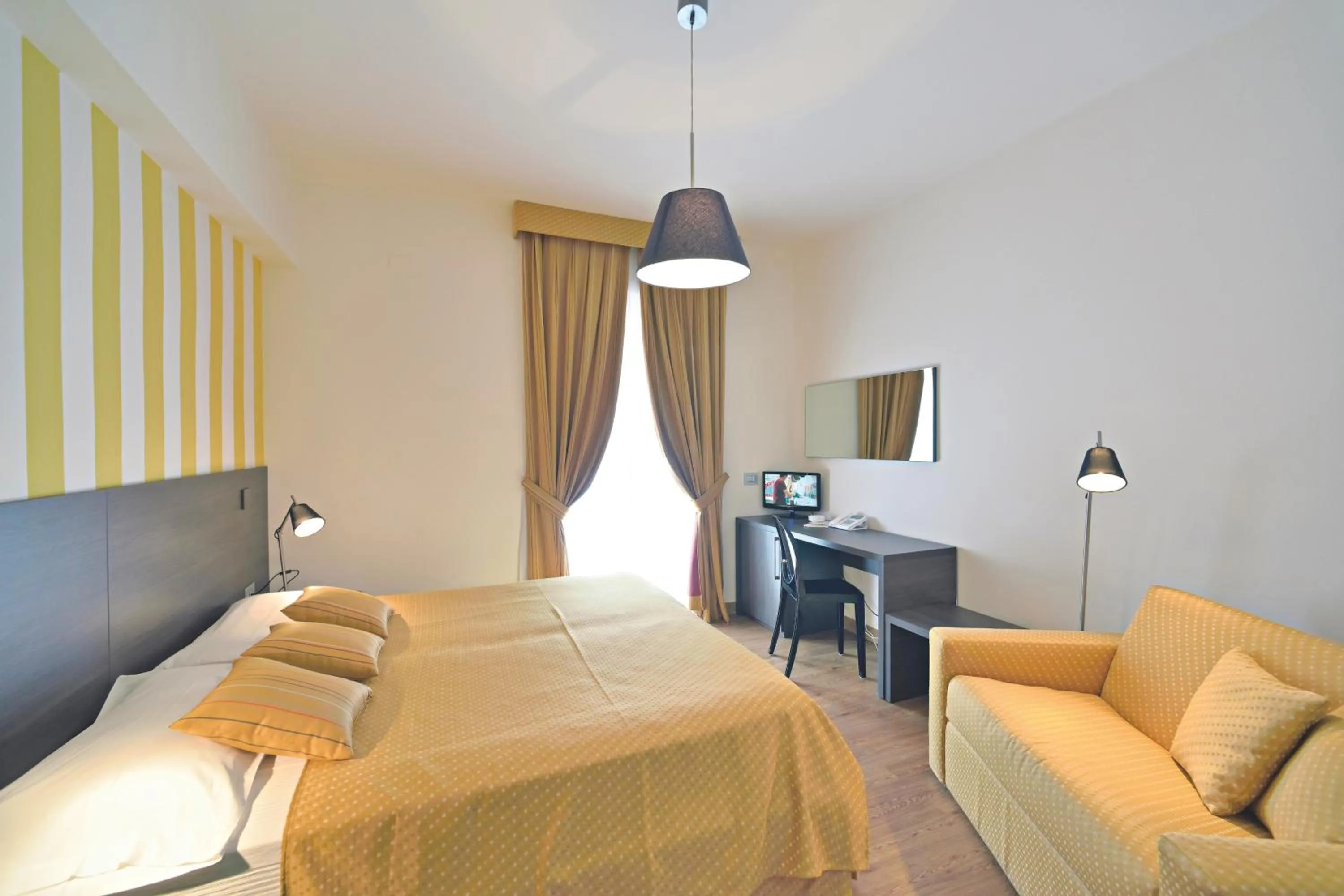 Bedroom in Hotel La Vigna