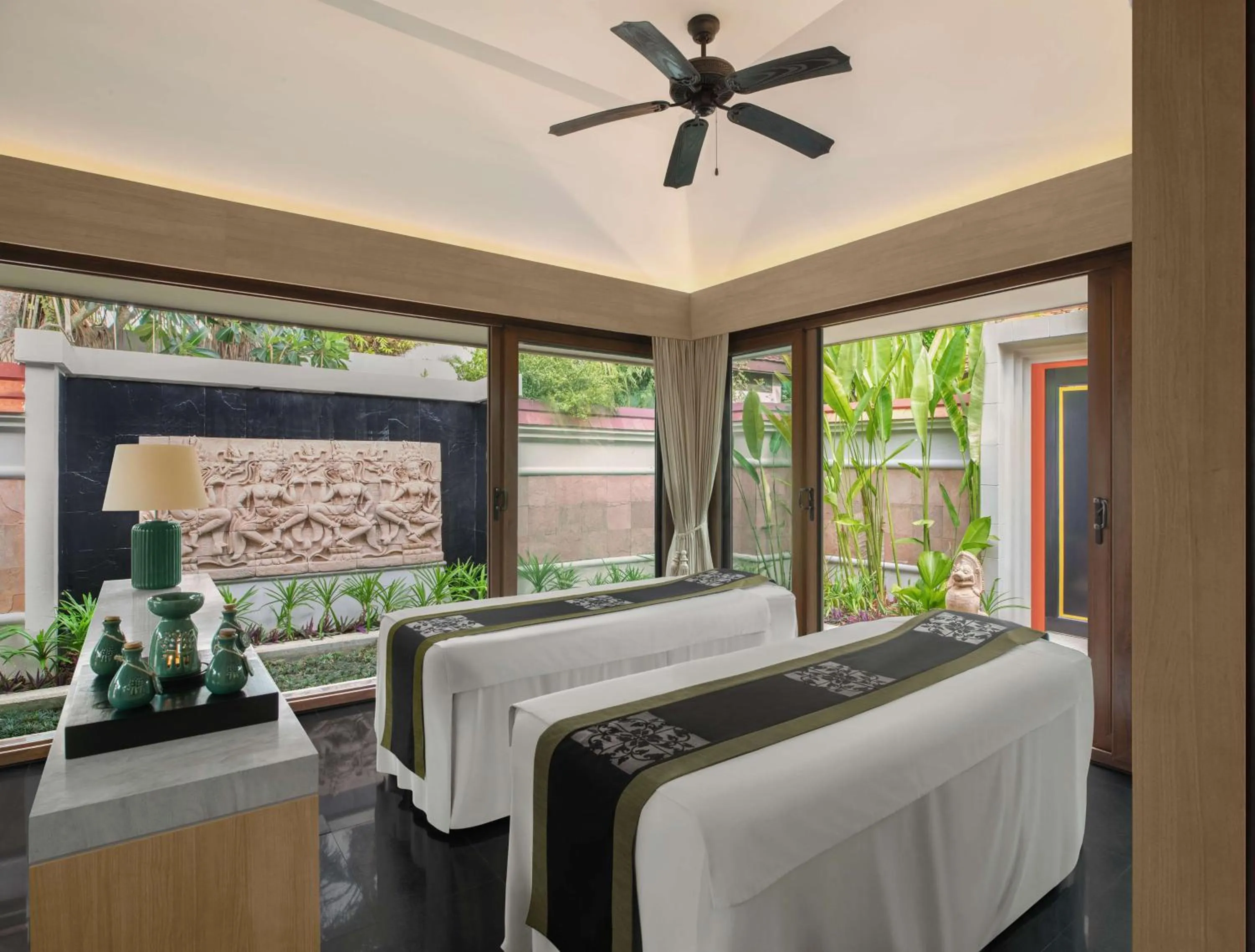 Spa and wellness centre/facilities, Bed in Banyan Tree Phuket