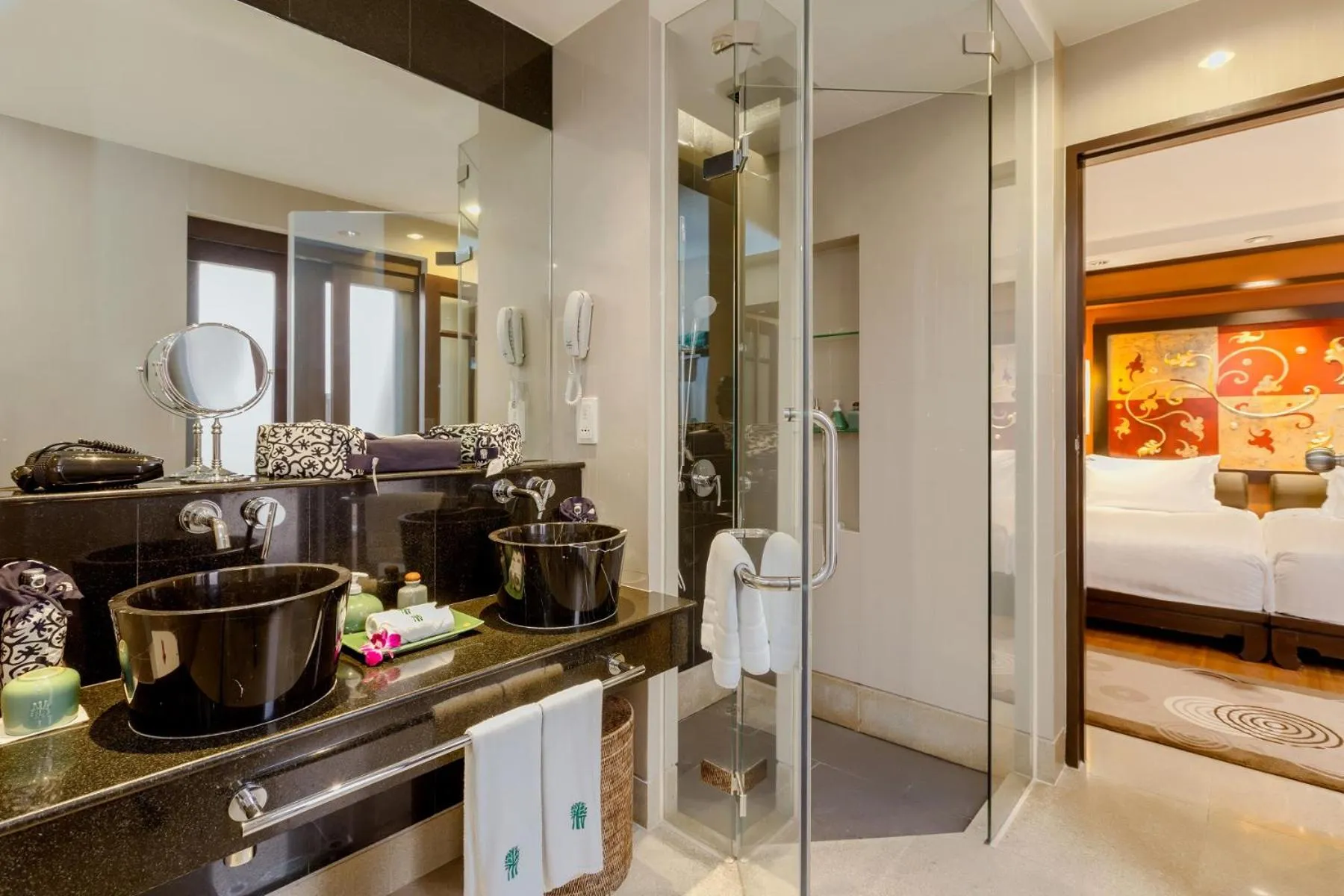 Shower, Bed in Banyan Tree Phuket