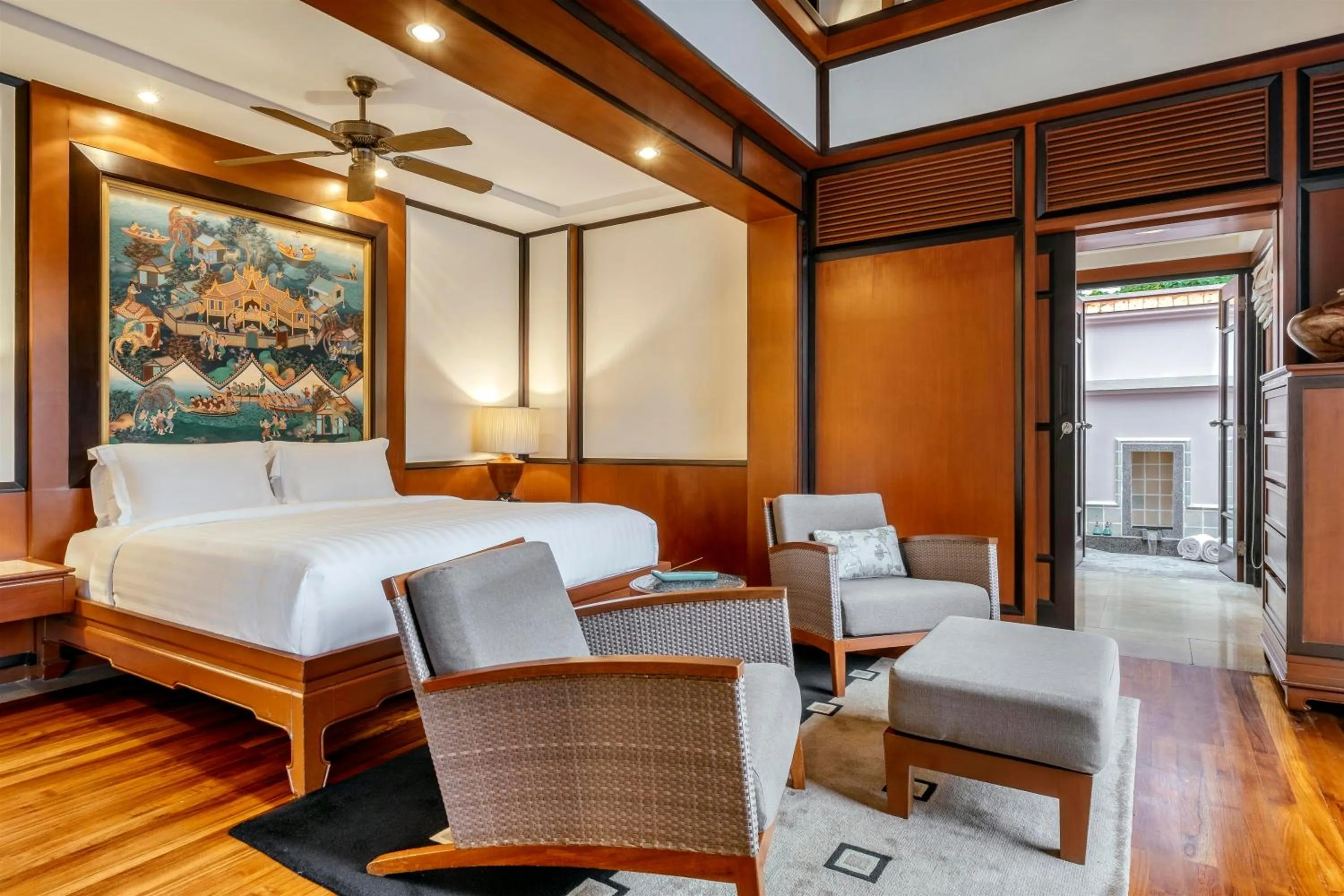 Bathroom, Bed in Banyan Tree Phuket