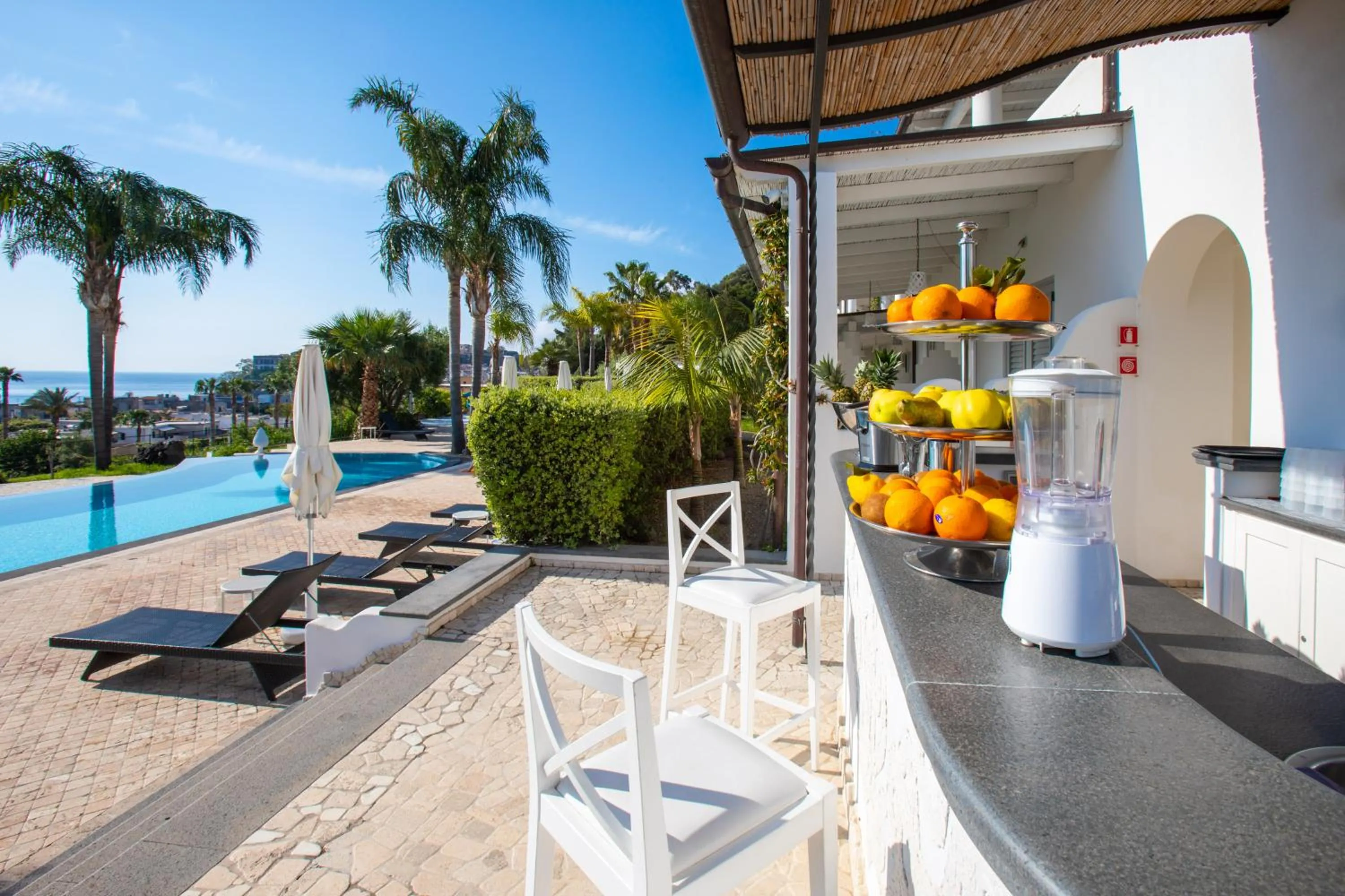 Restaurant/places to eat in Hotel Mea - Aeolian Charme