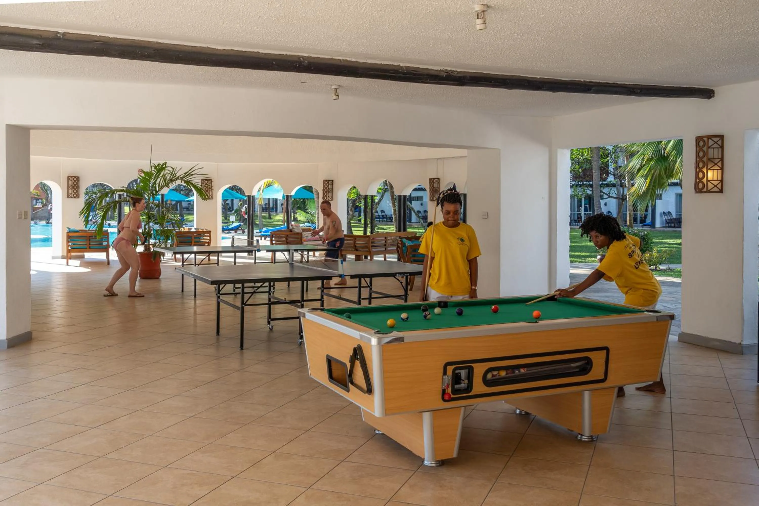 Table tennis in Southern Palms Beach Resort