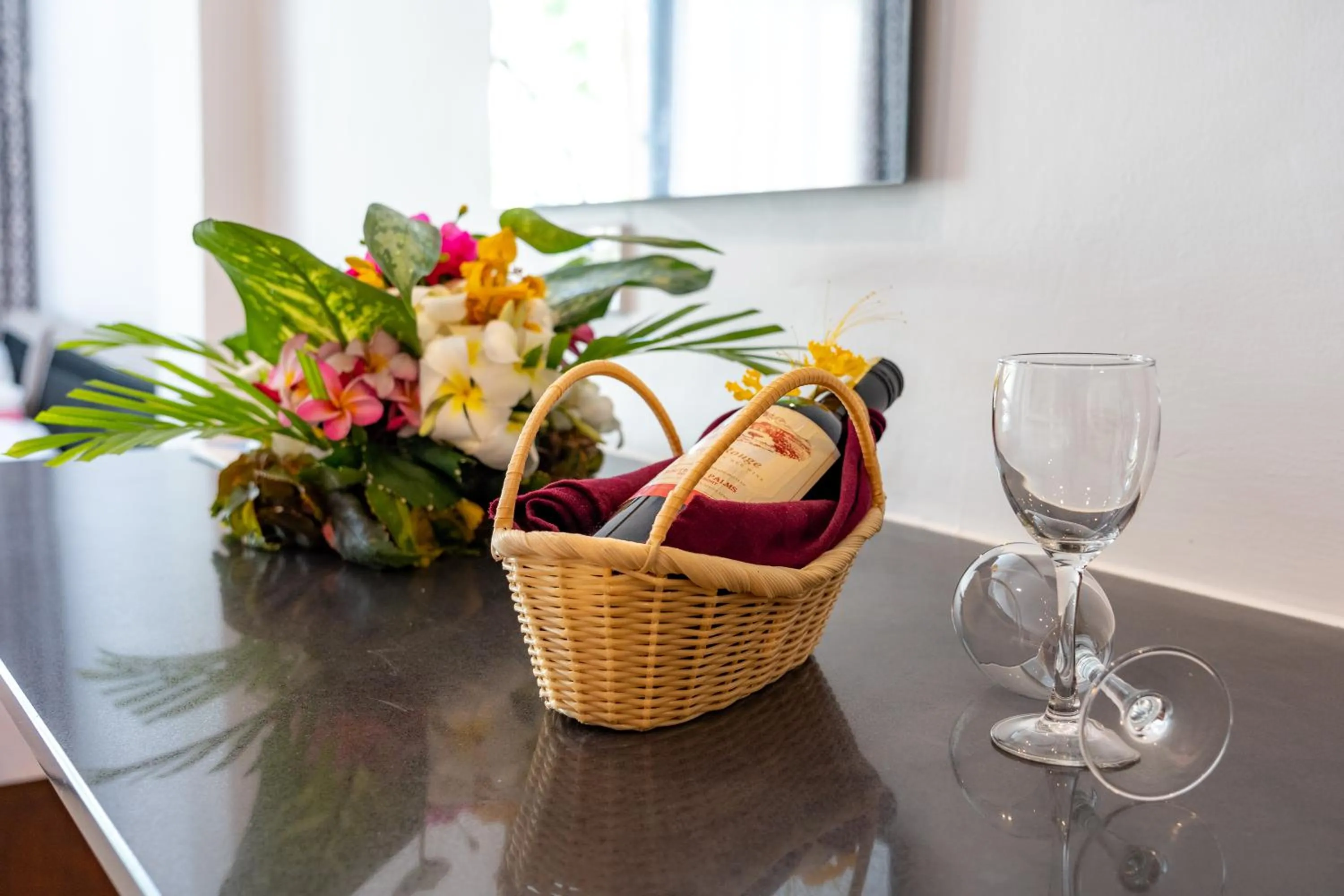 Food and drinks in Southern Palms Beach Resort