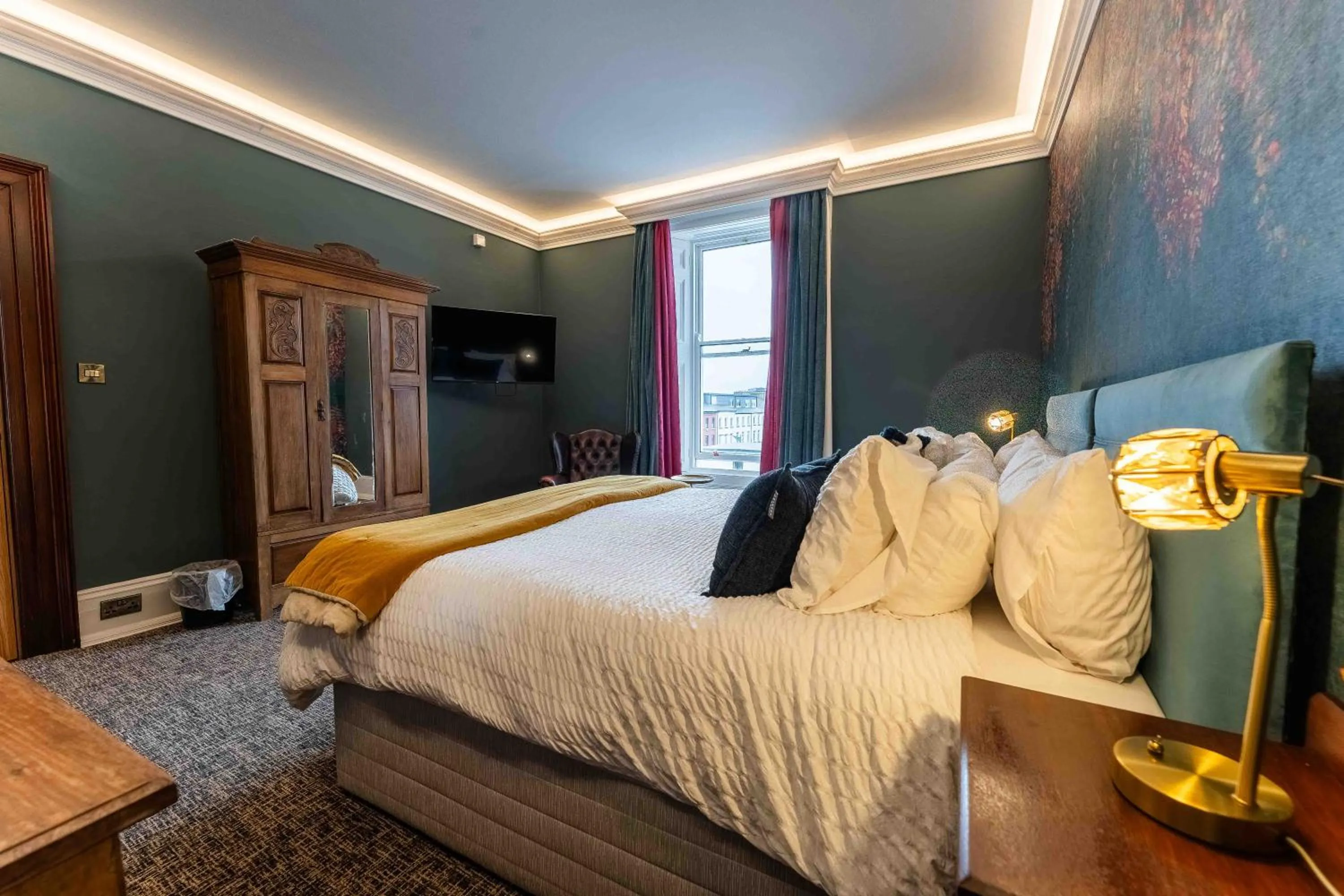 Bed in Antrim House Guest Rooms & Suites