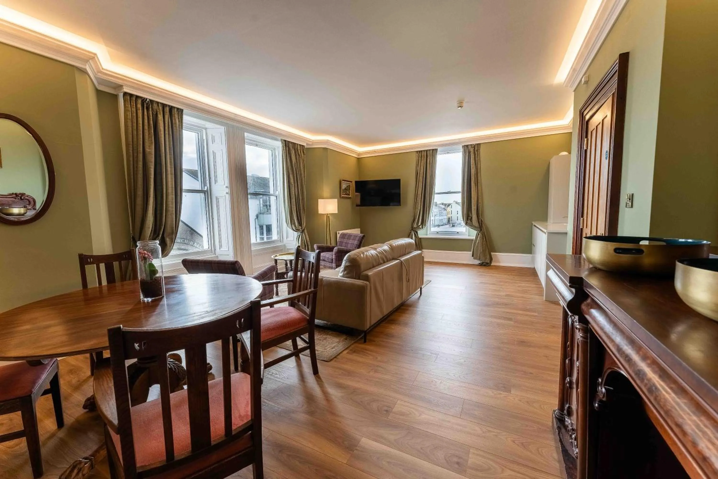 Antrim House Guest Rooms & Suites