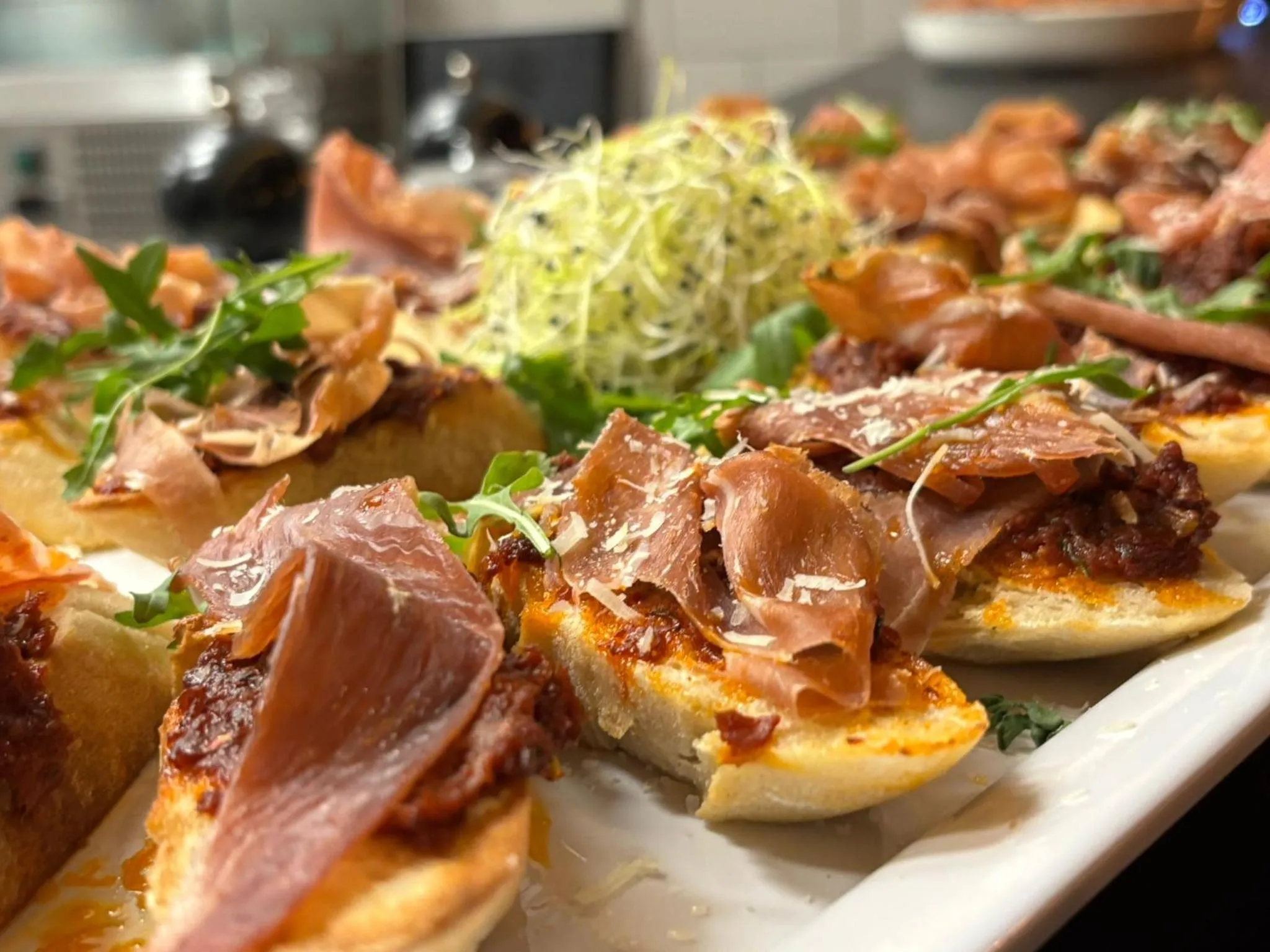 Restaurant/places to eat in Apartamenty Zdrojowa