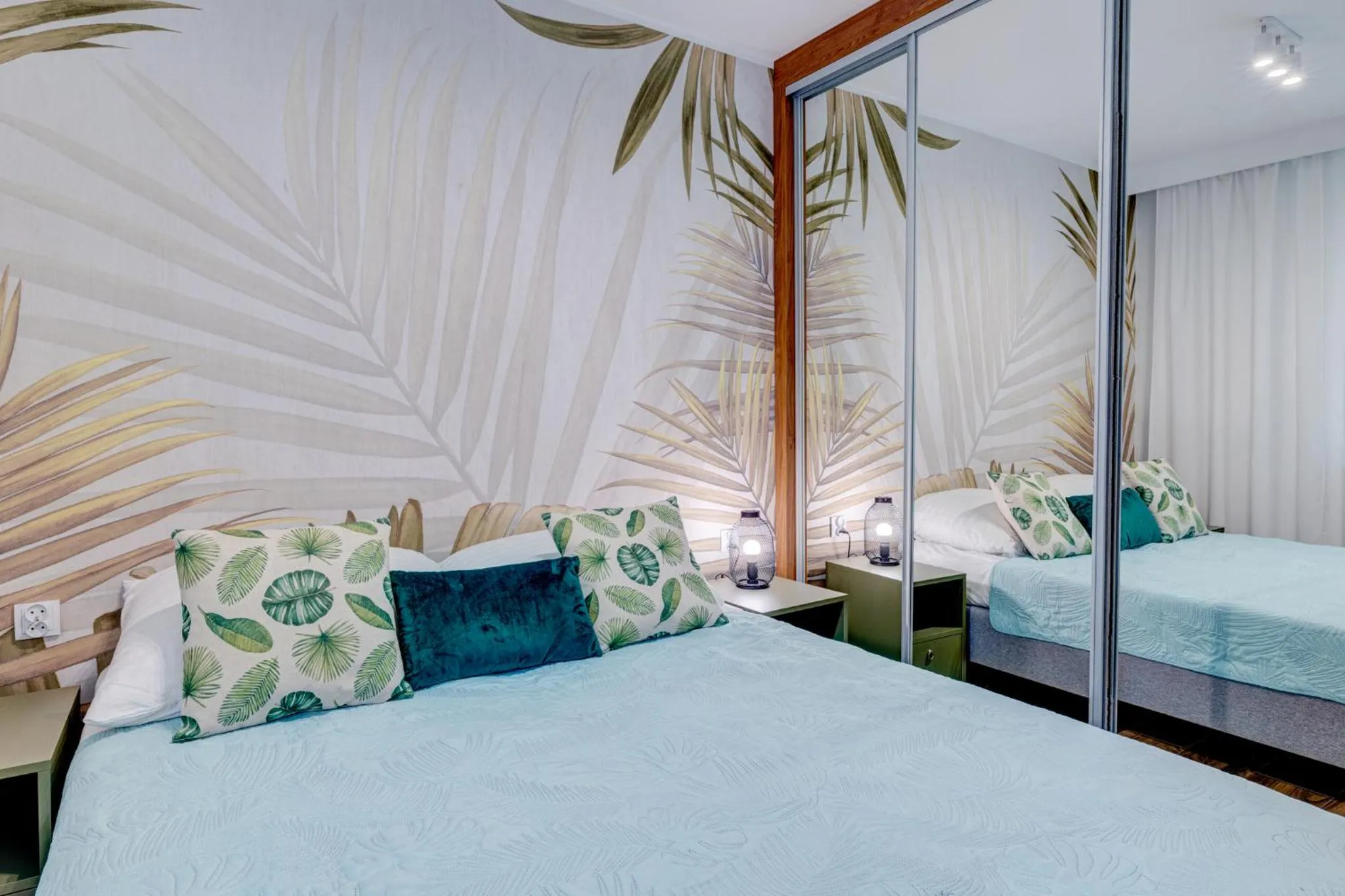 Restaurant/places to eat, Bed in Apartamenty Zdrojowa