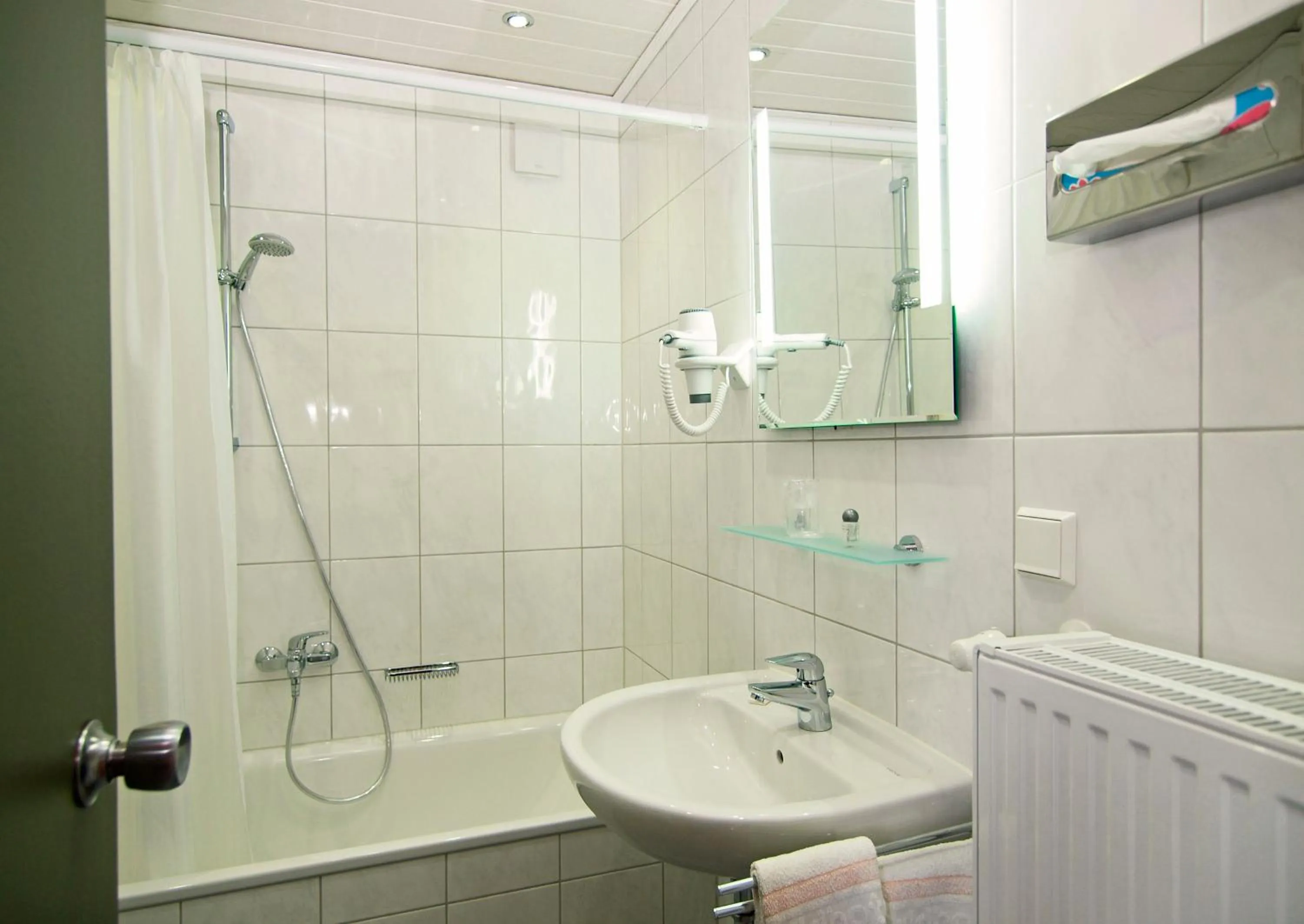 Bathroom in Waldhotel Felsenkeller