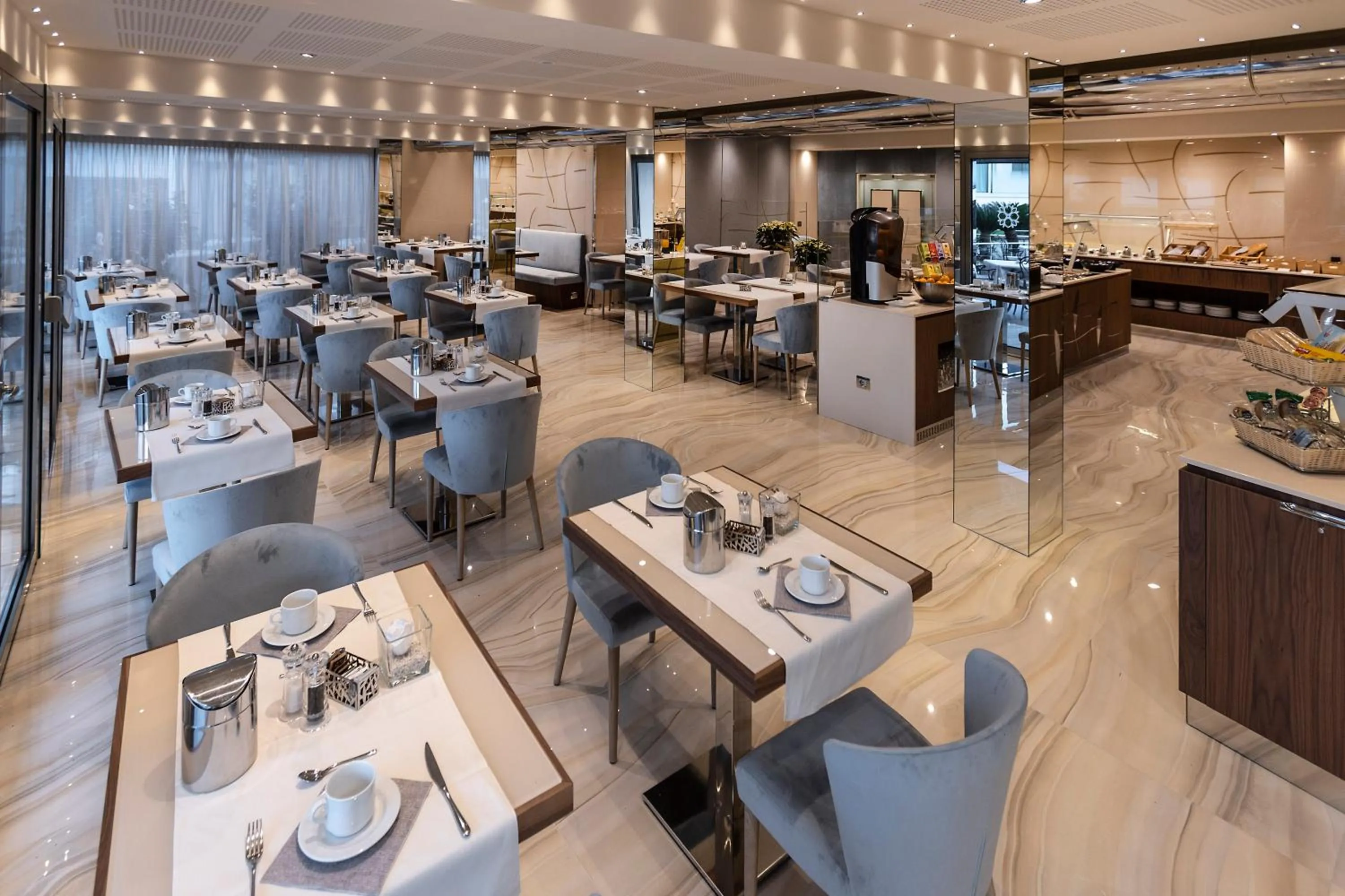 Breakfast in Park Hotel Imperial