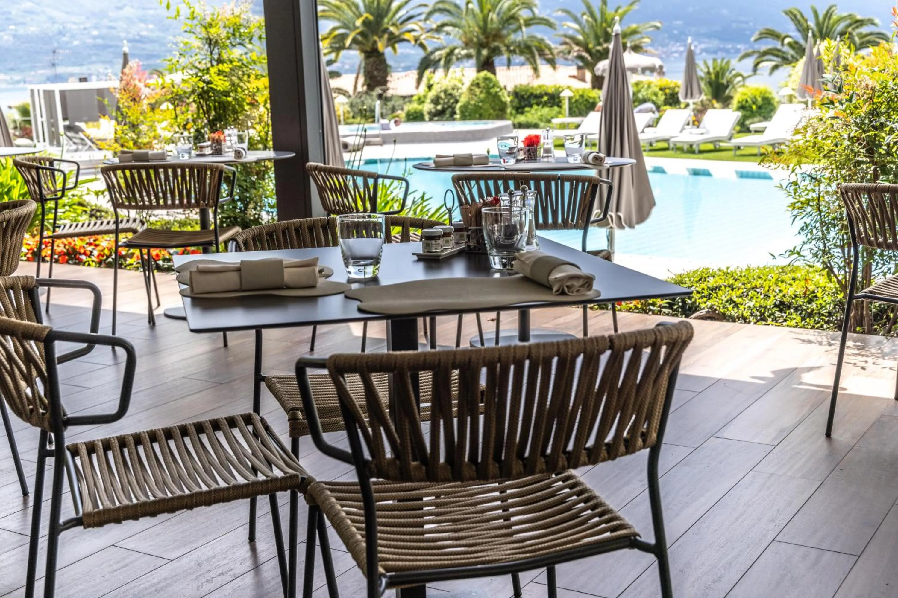 Restaurant/places to eat in Park Hotel Imperial