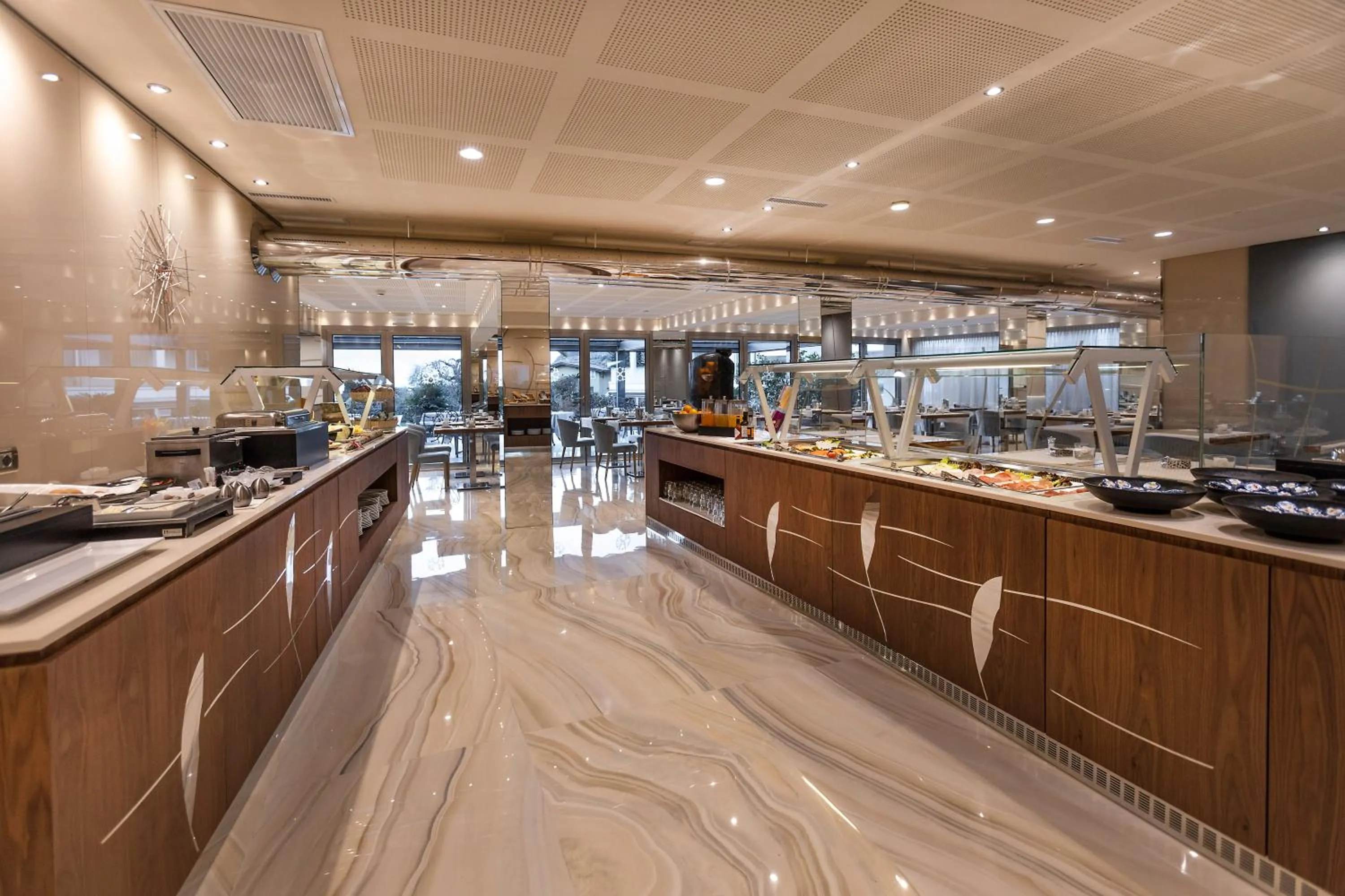 Buffet breakfast in Park Hotel Imperial