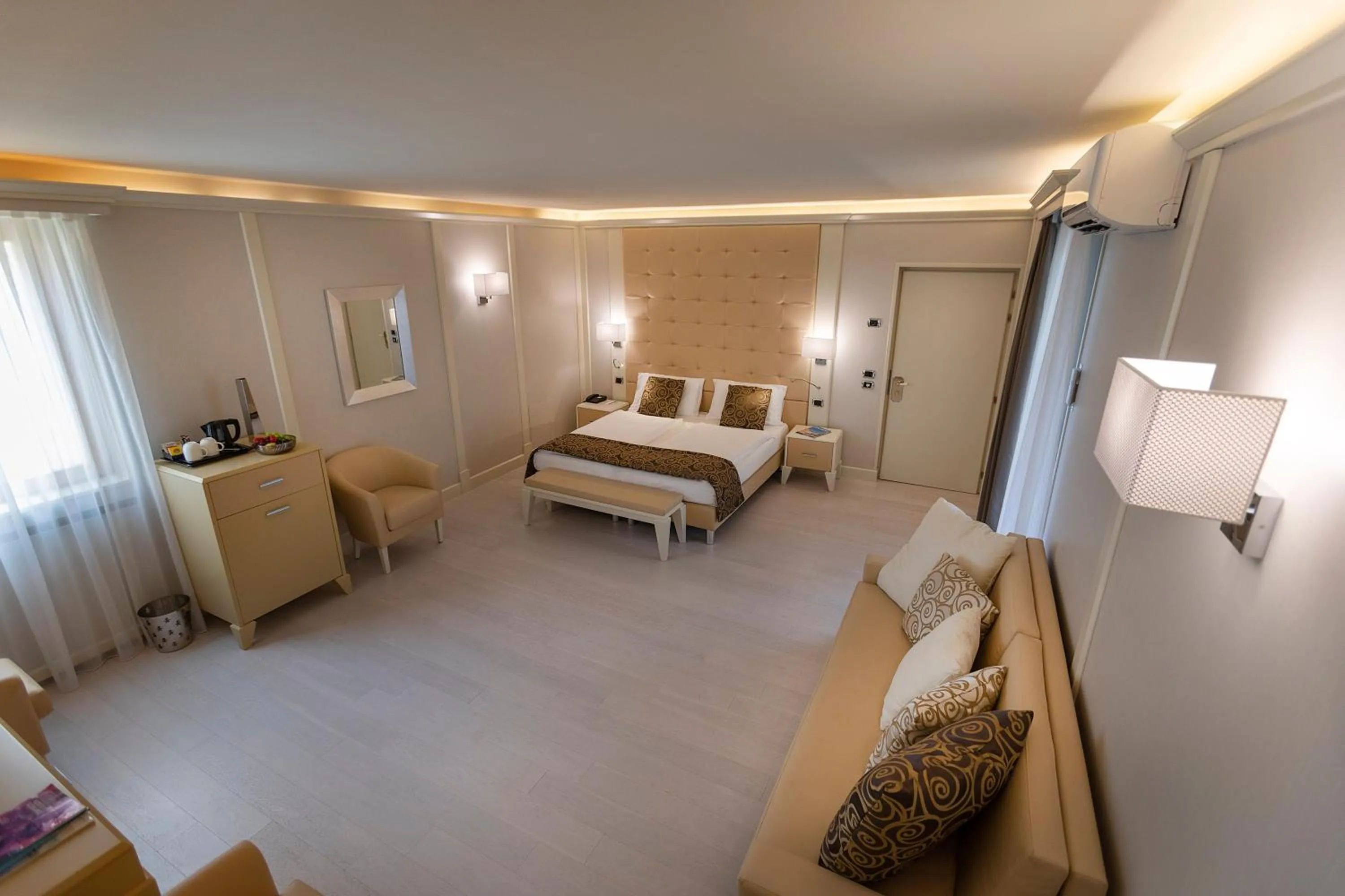 Photo of the whole room, Bed in Park Hotel Imperial