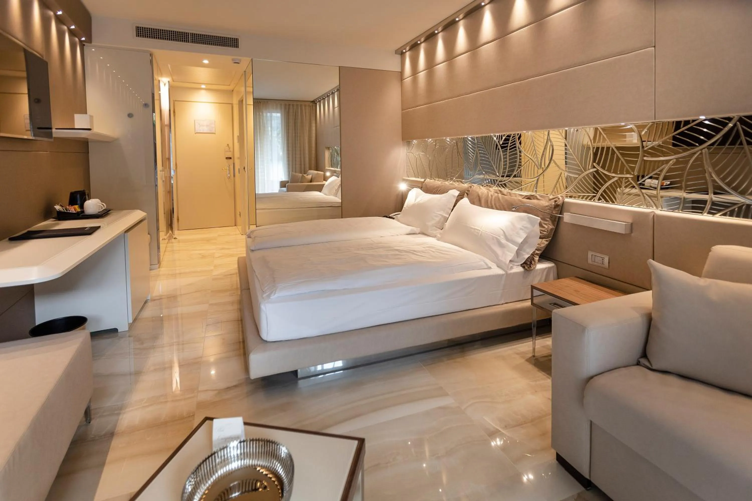 Bedroom, Bed in Park Hotel Imperial