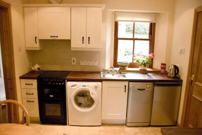 Kitchen or kitchenette in Courtyard Mews Armagh City