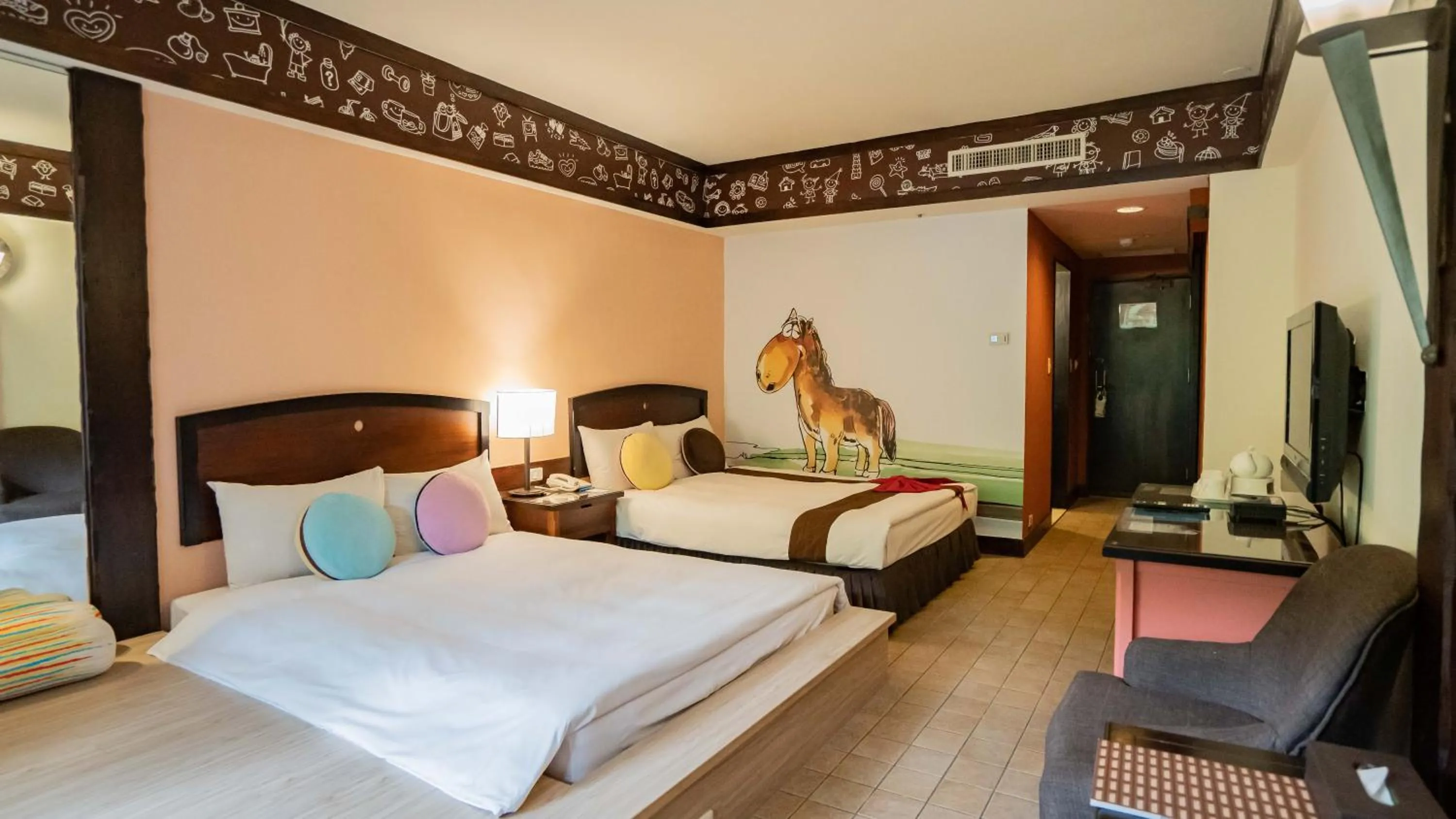 Bedroom, Bed in Yoho Beach Resort Kenting