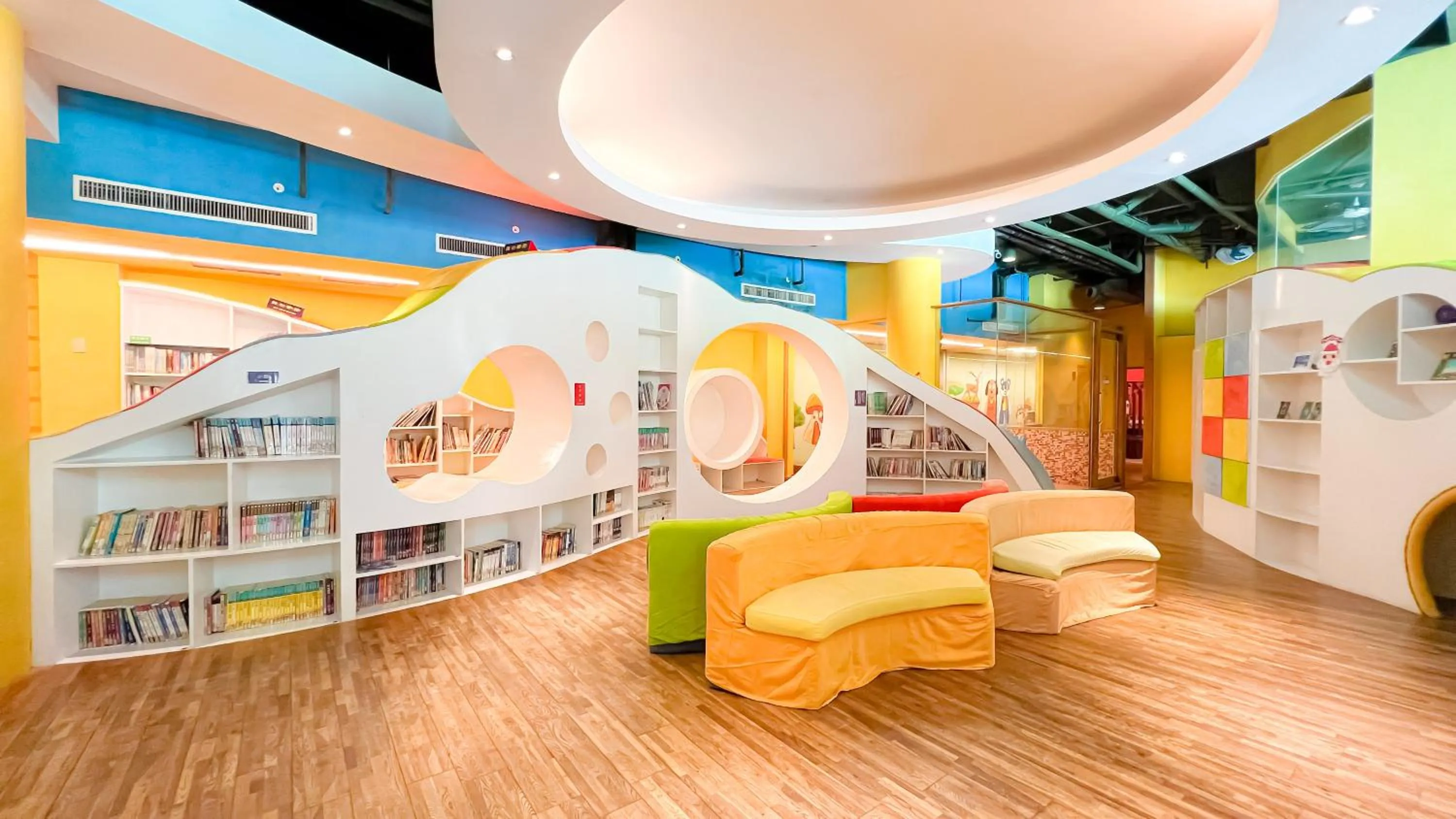 Children play ground in Yoho Beach Resort Kenting