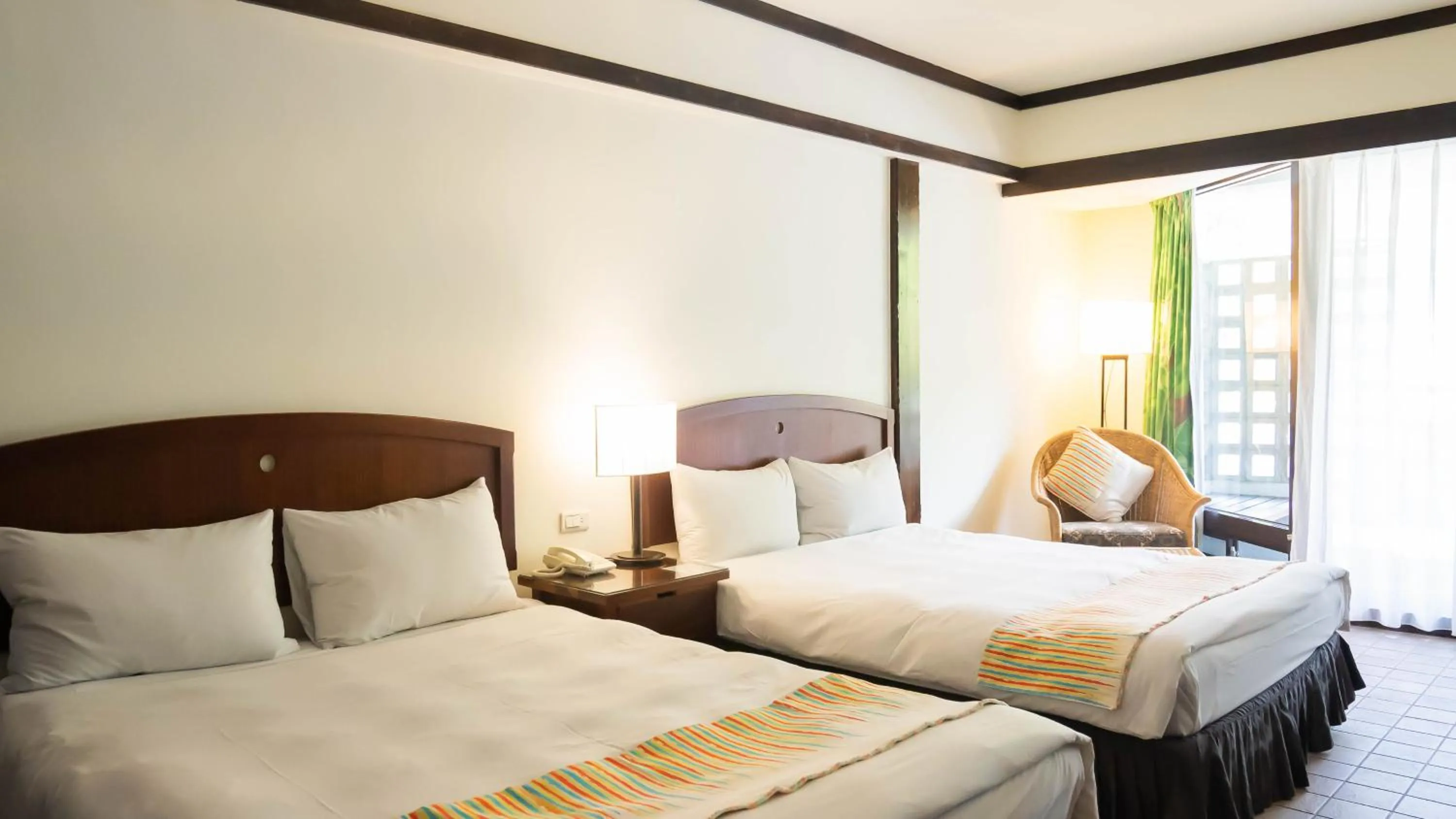 Bedroom, Bed in Yoho Beach Resort Kenting