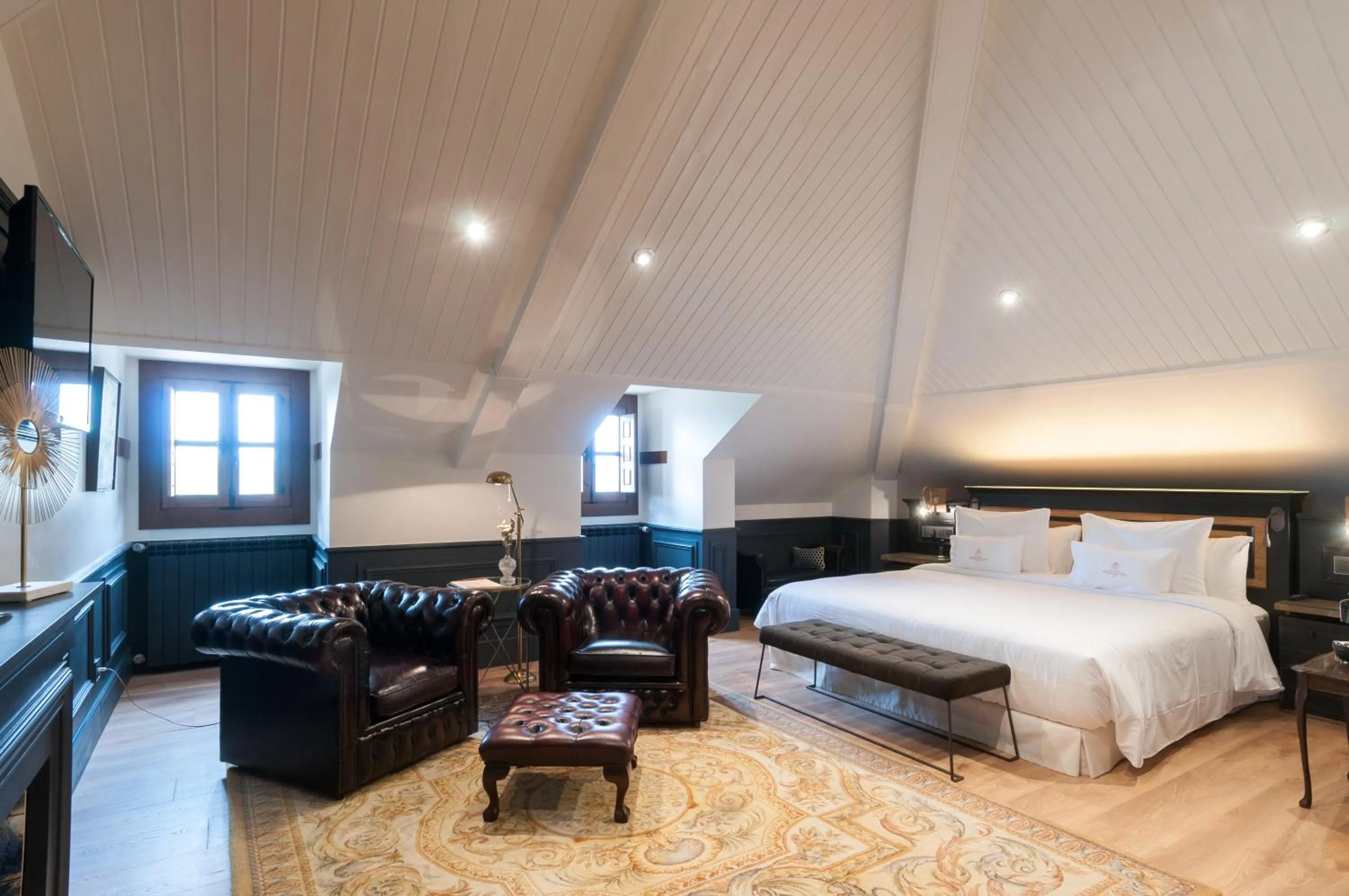 Photo of the whole room, Bed in La Casa del Presidente