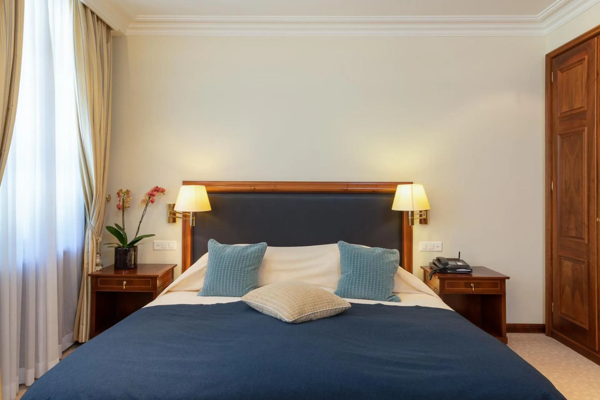 Superior Double or Twin Room with Mountain View in Suvretta House