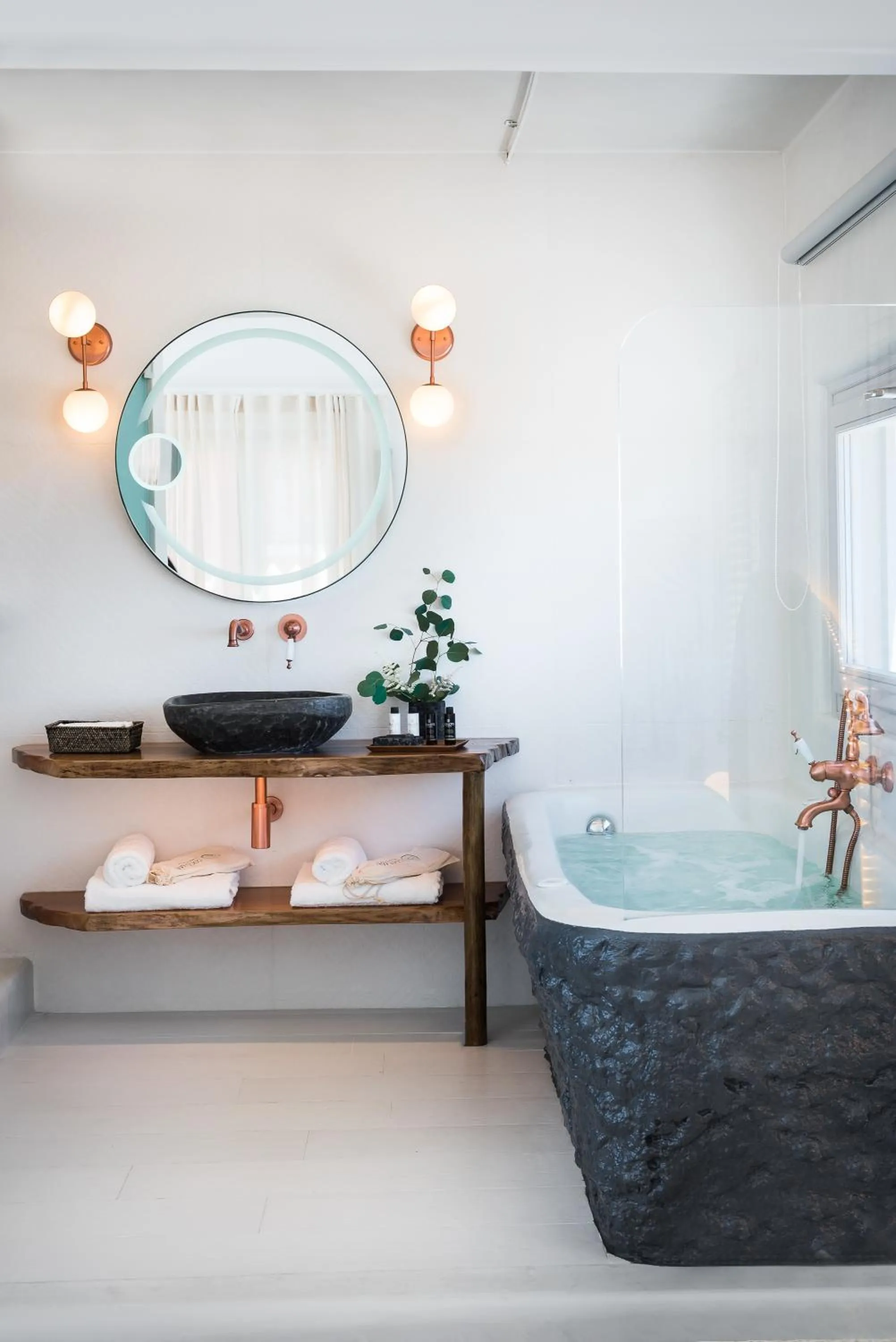 Emfasis Luxury Villa