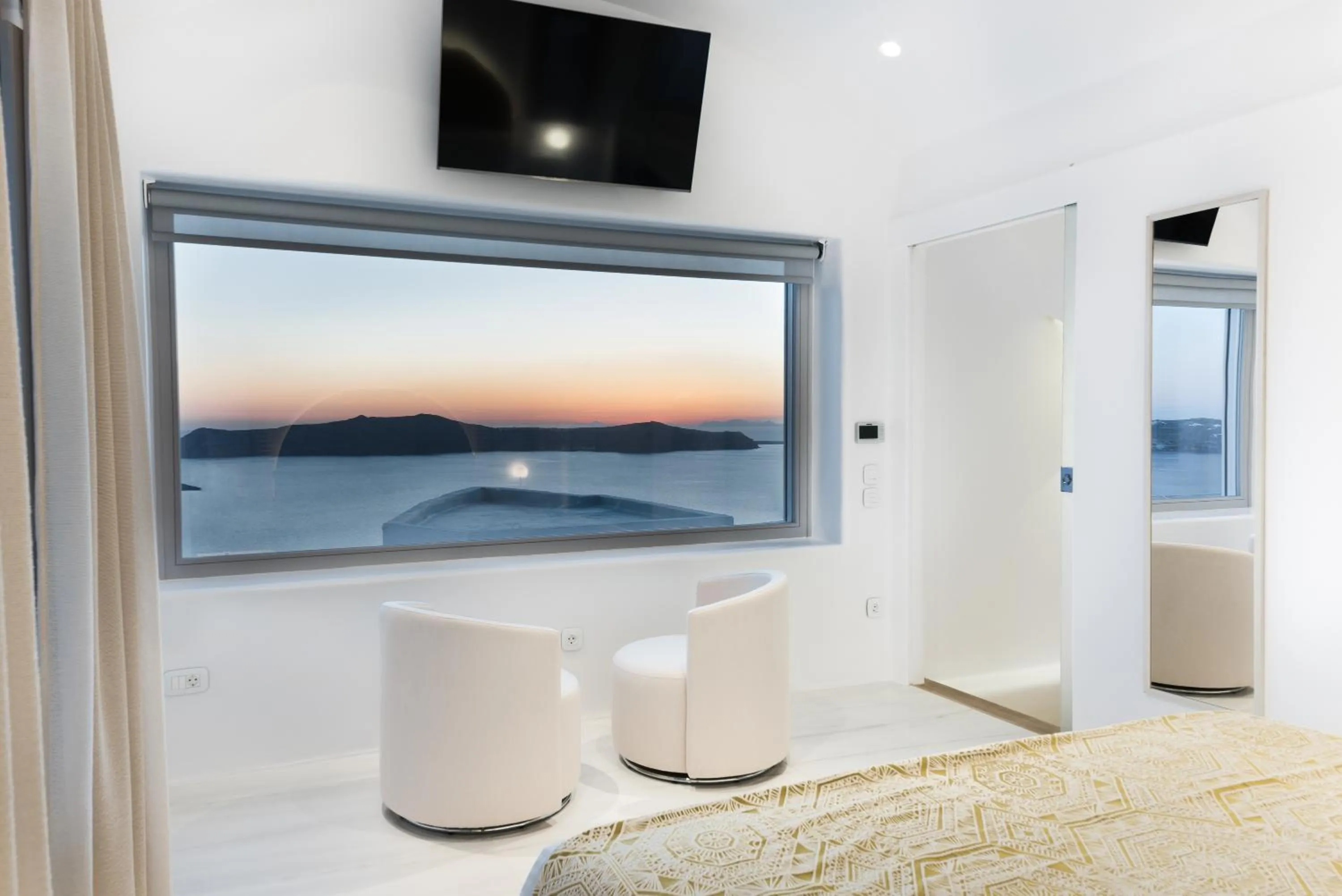 Emfasis Luxury Villa