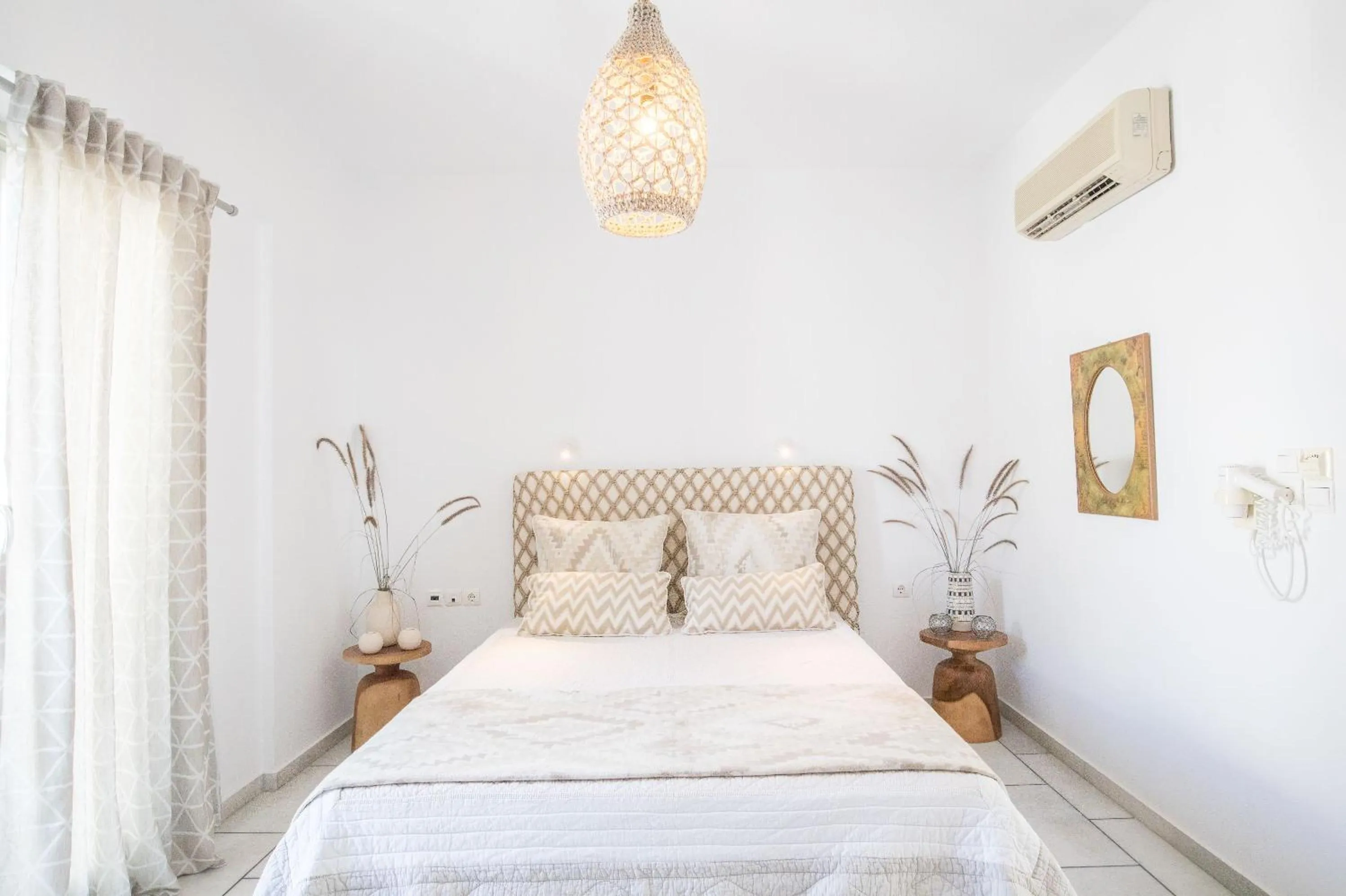 Shower, Bed in Hotel Villa Flora