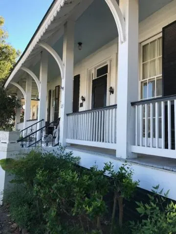 Patio in Riverboat Bed & Breakfast