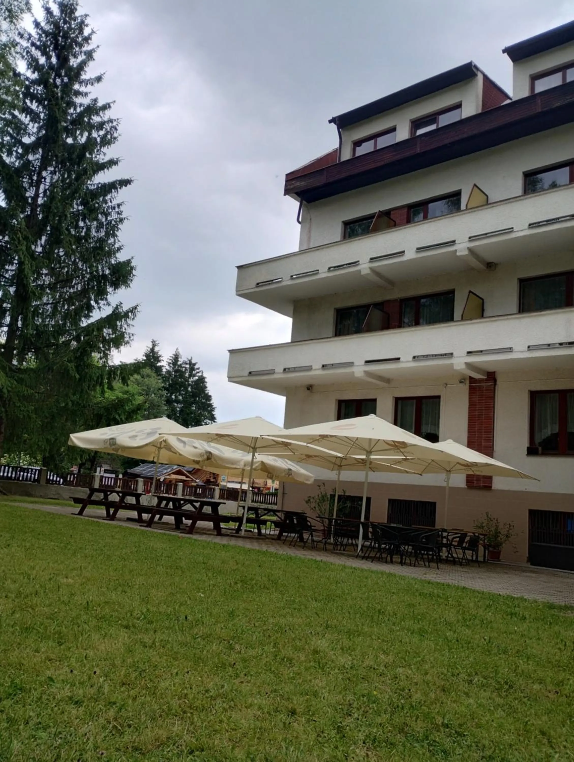 Property building in Hotel SOREA ĎUMBIER