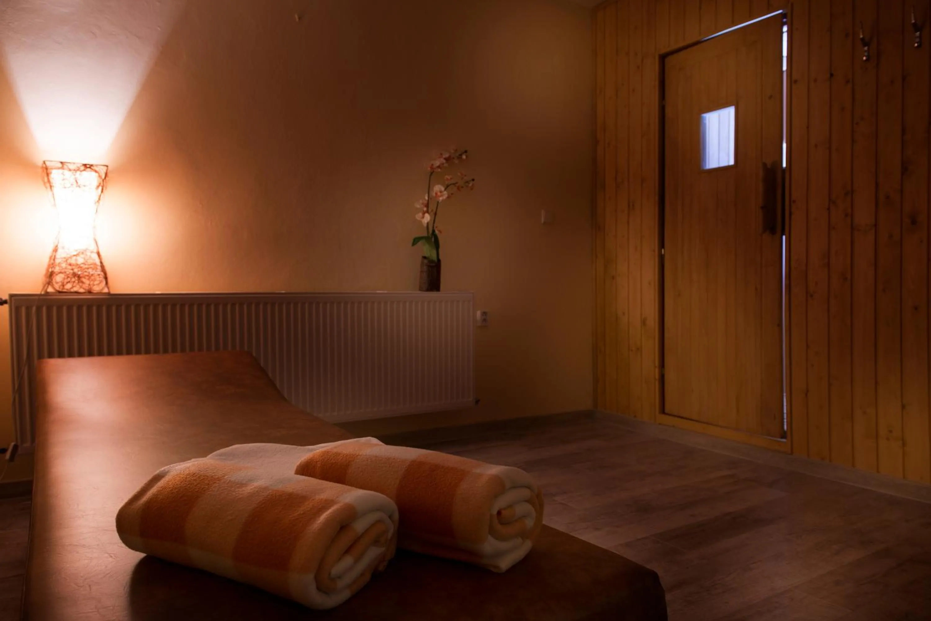 Sauna, Bed in Hotel SOREA ĎUMBIER