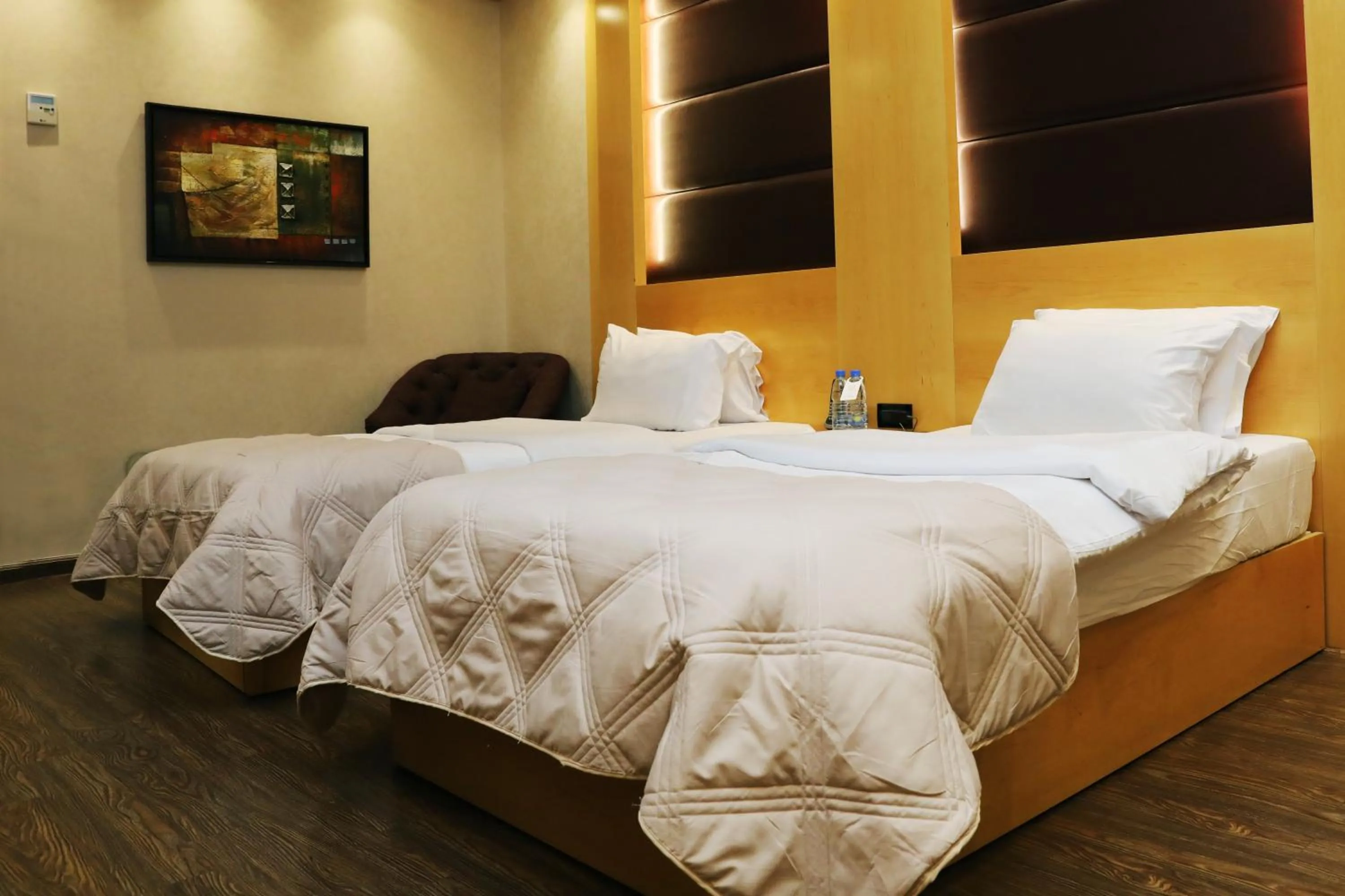 Bedroom, Bed in Lahoya Verdun