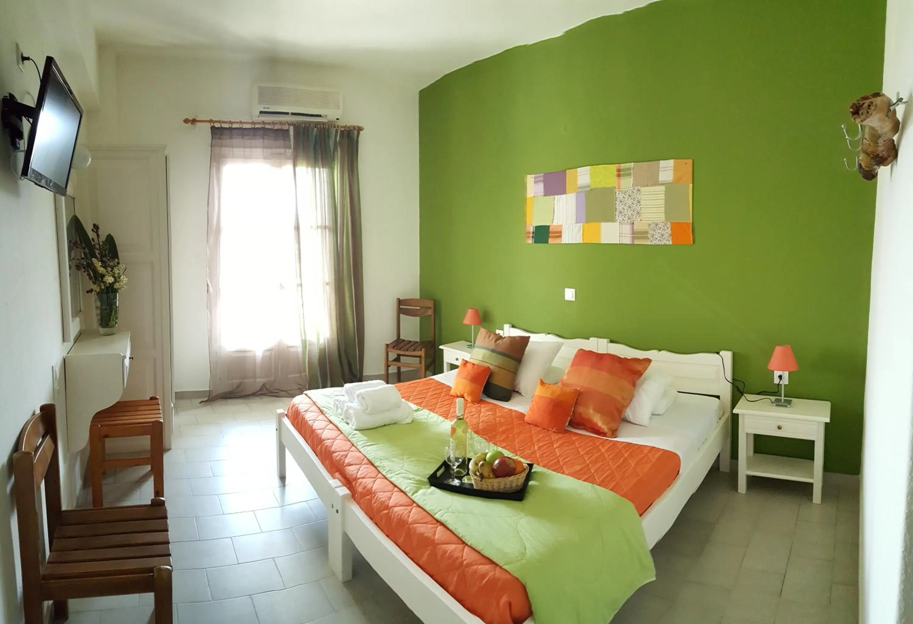 Photo of the whole room in Maistrali Studios