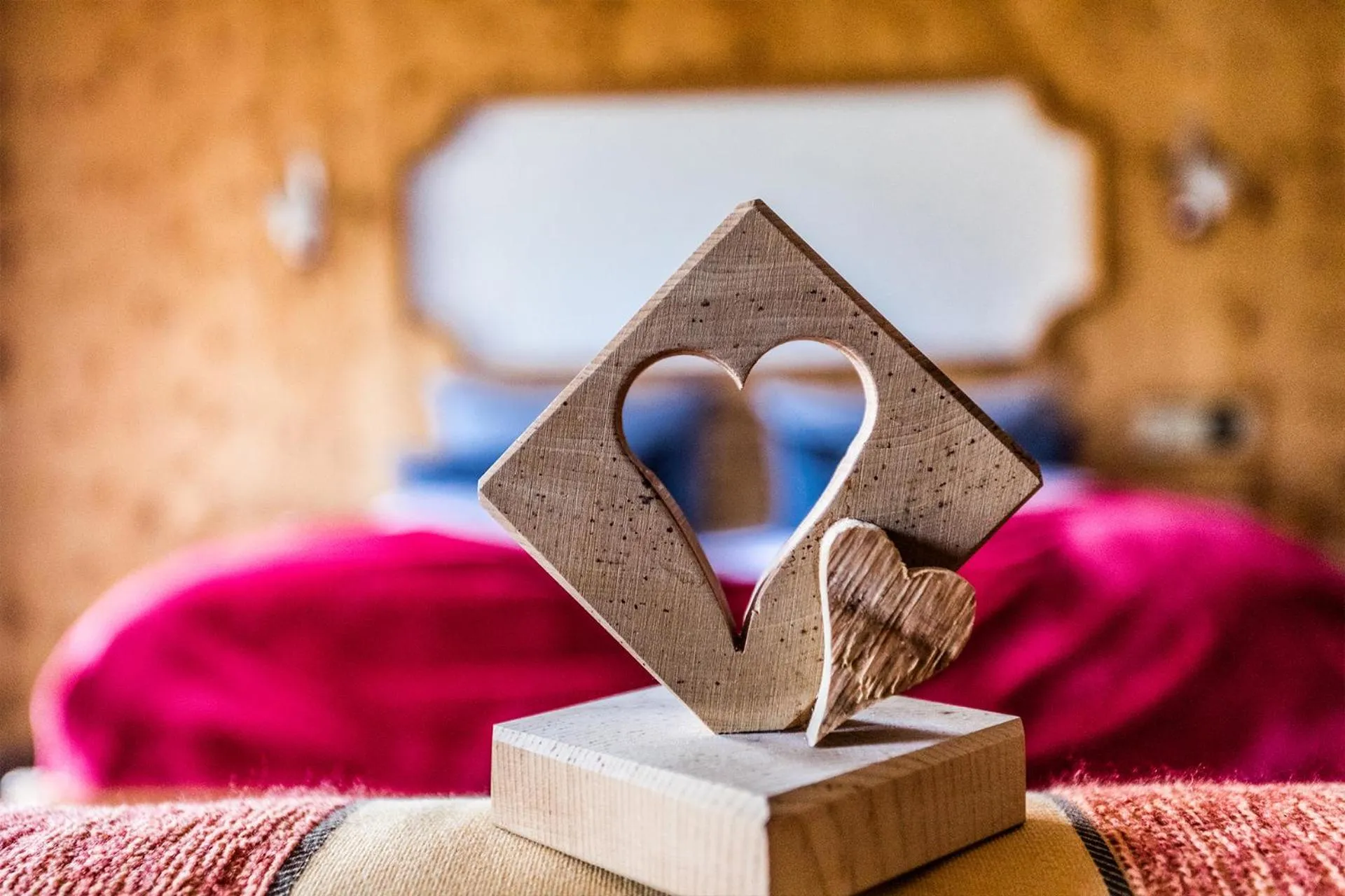 Spring, Bed in ALPENHOTEL TYROL - B&B - ADULTS ONLY - Alpines Lifestylehotel - BIO & Nachhaltig