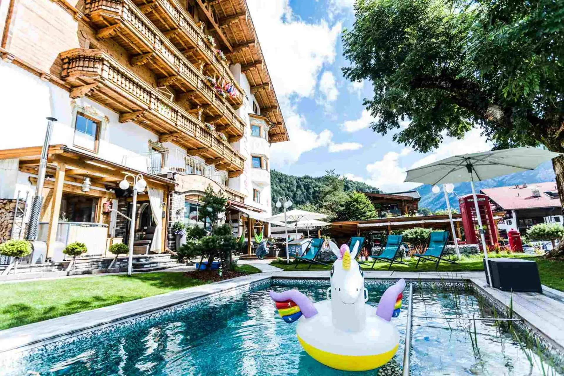 Property building in ALPENHOTEL TYROL - B&B - ADULTS ONLY - Alpines Lifestylehotel - BIO & Nachhaltig