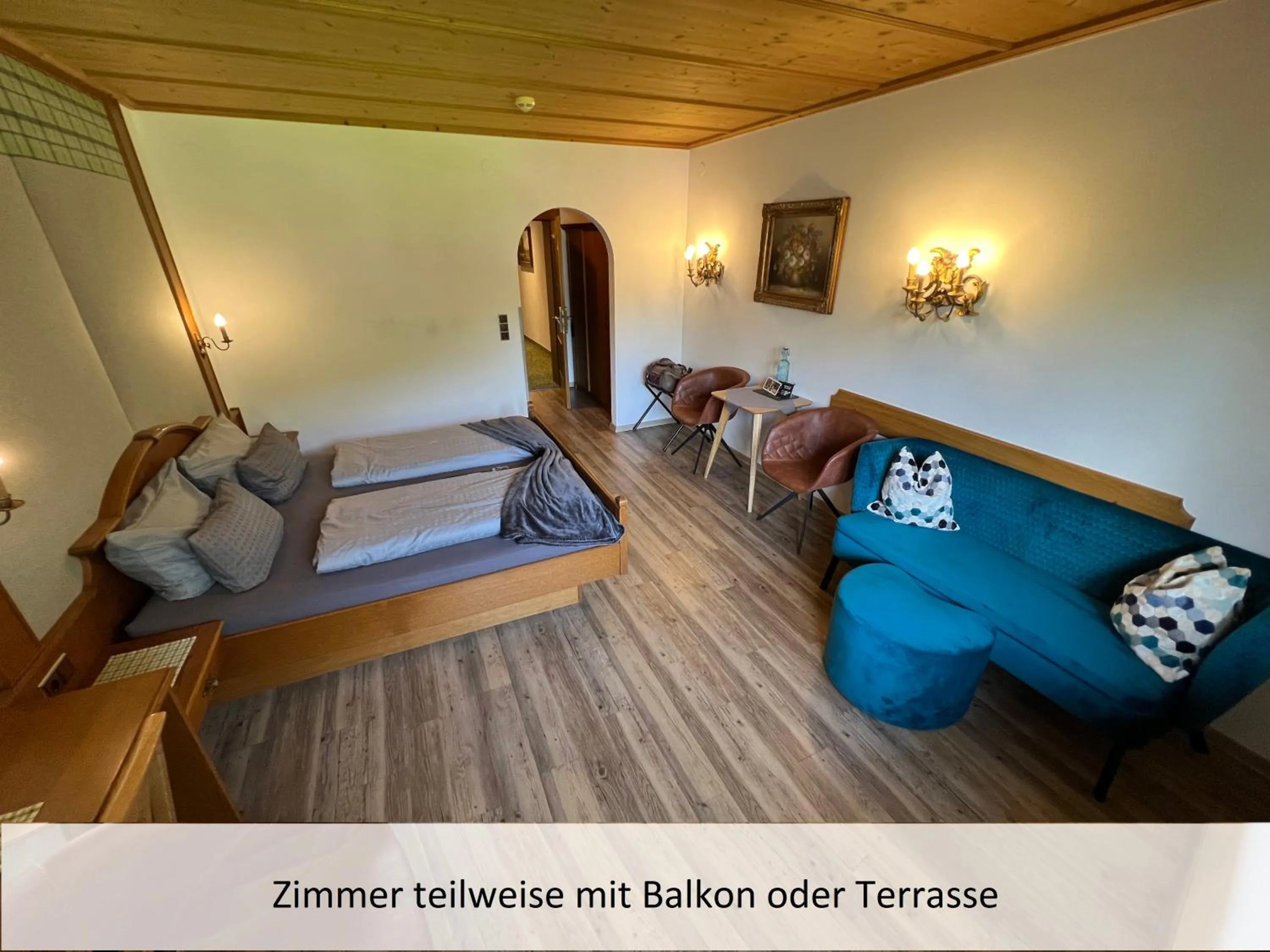 Photo of the whole room in ALPENHOTEL TYROL - B&B - ADULTS ONLY - Alpines Lifestylehotel - BIO & Nachhaltig