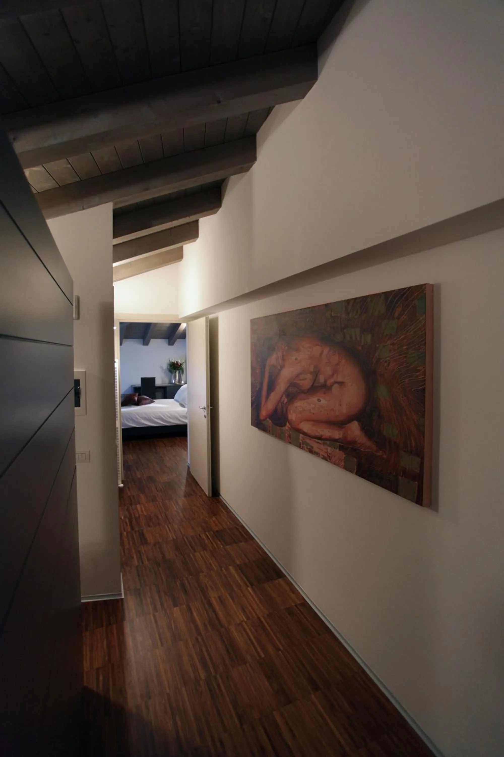 Decorative detail in Albergo al Vecchio Tram