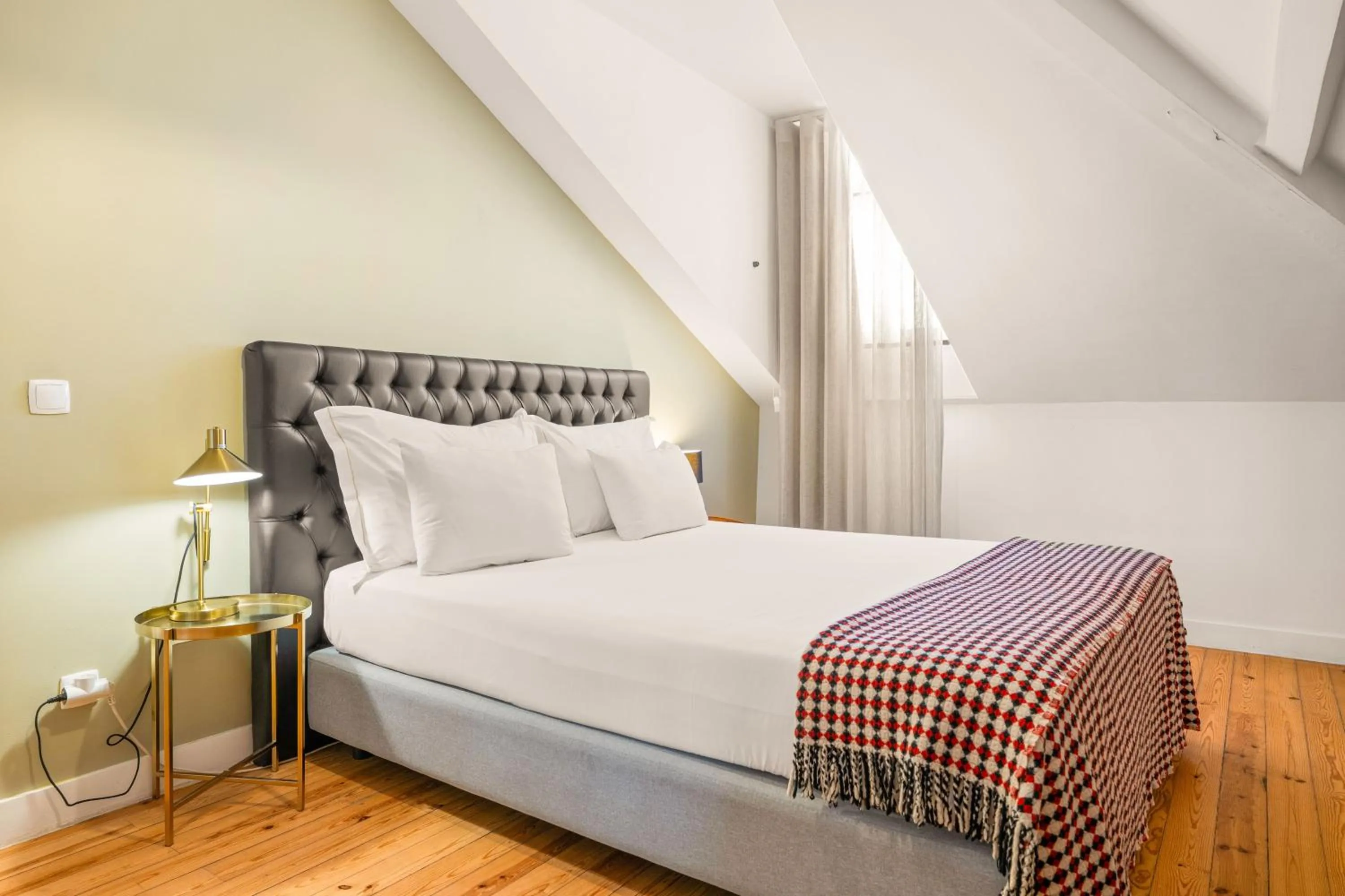 Bed in Casa do Bairro by Shiadu