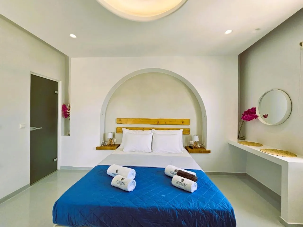 Bedroom, Bed in Coralli Beach Apartments