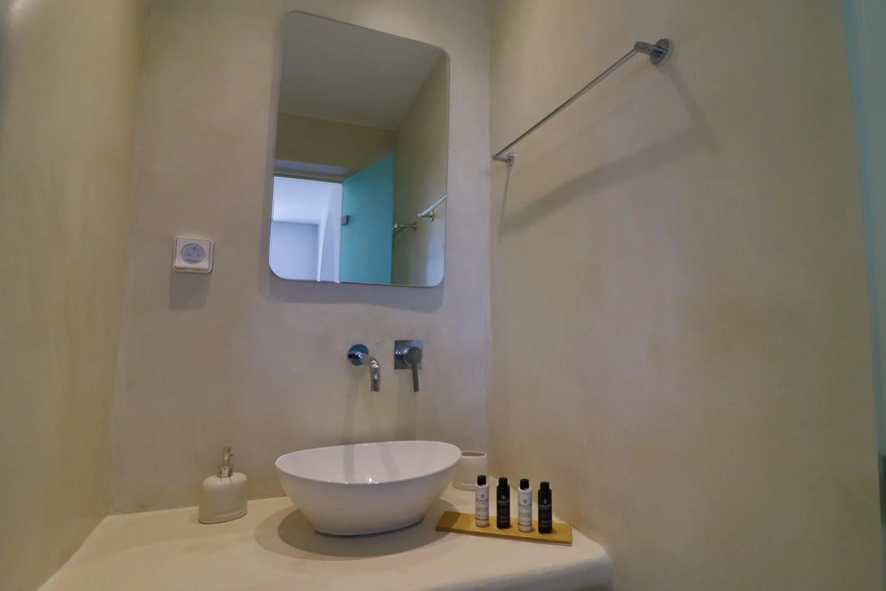 Bathroom in Coralli Beach Apartments