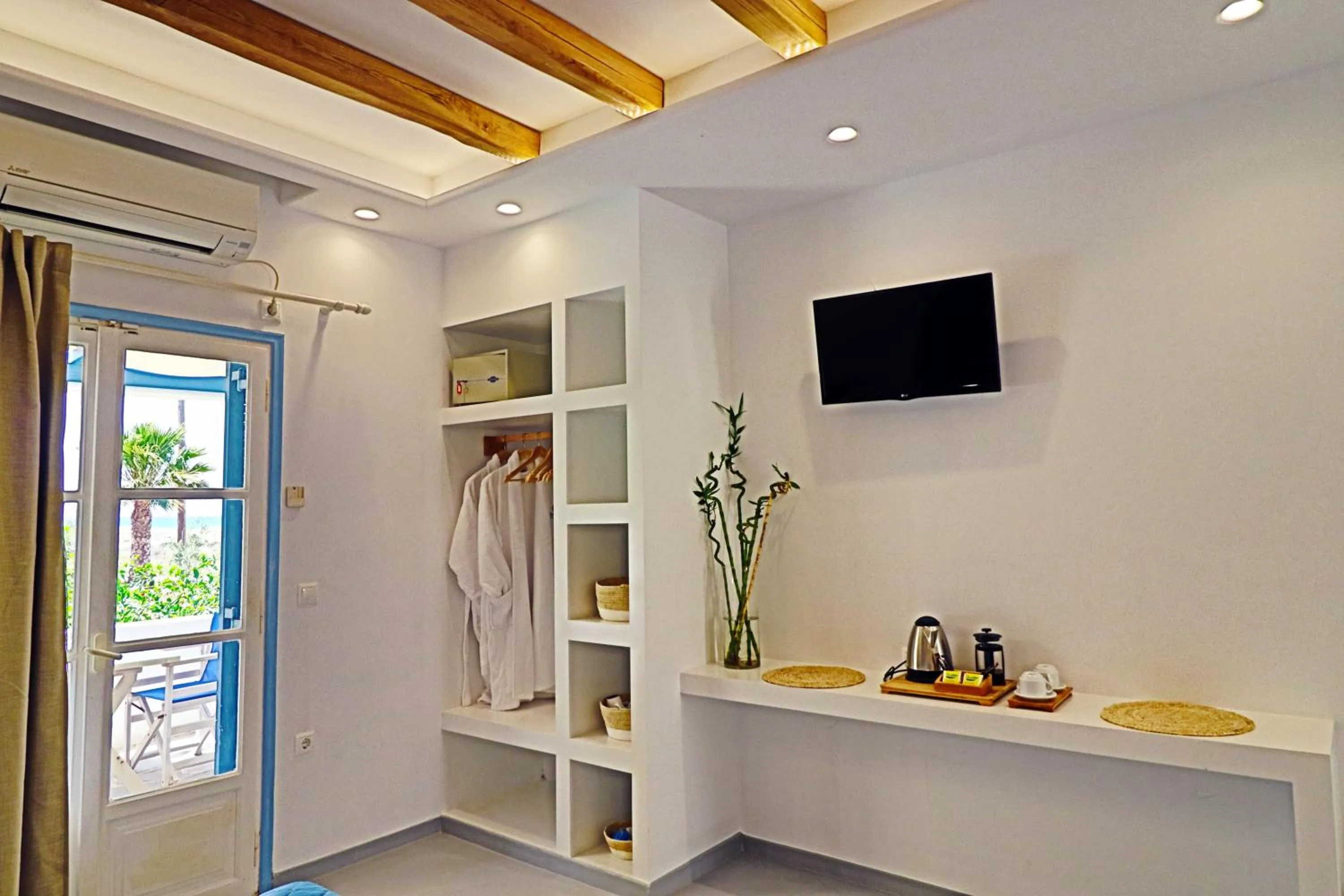 Living room in Coralli Beach Apartments