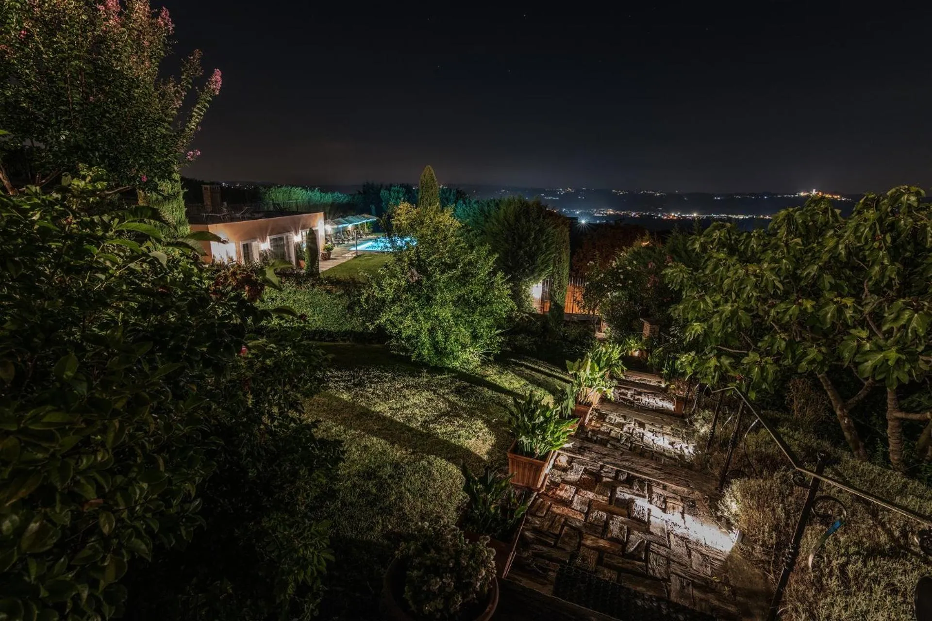 Garden in Villa Bricco dei Cogni