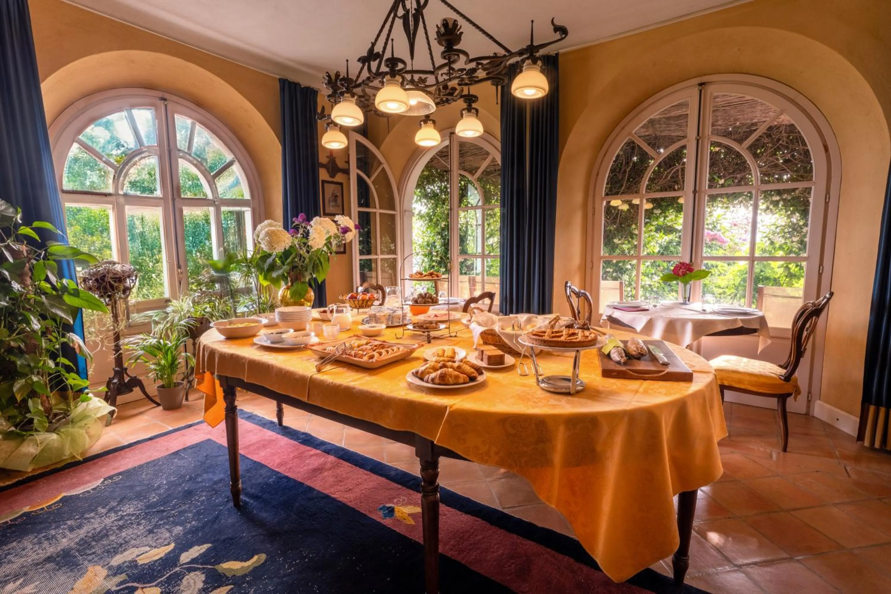 Living room in Villa Bricco dei Cogni