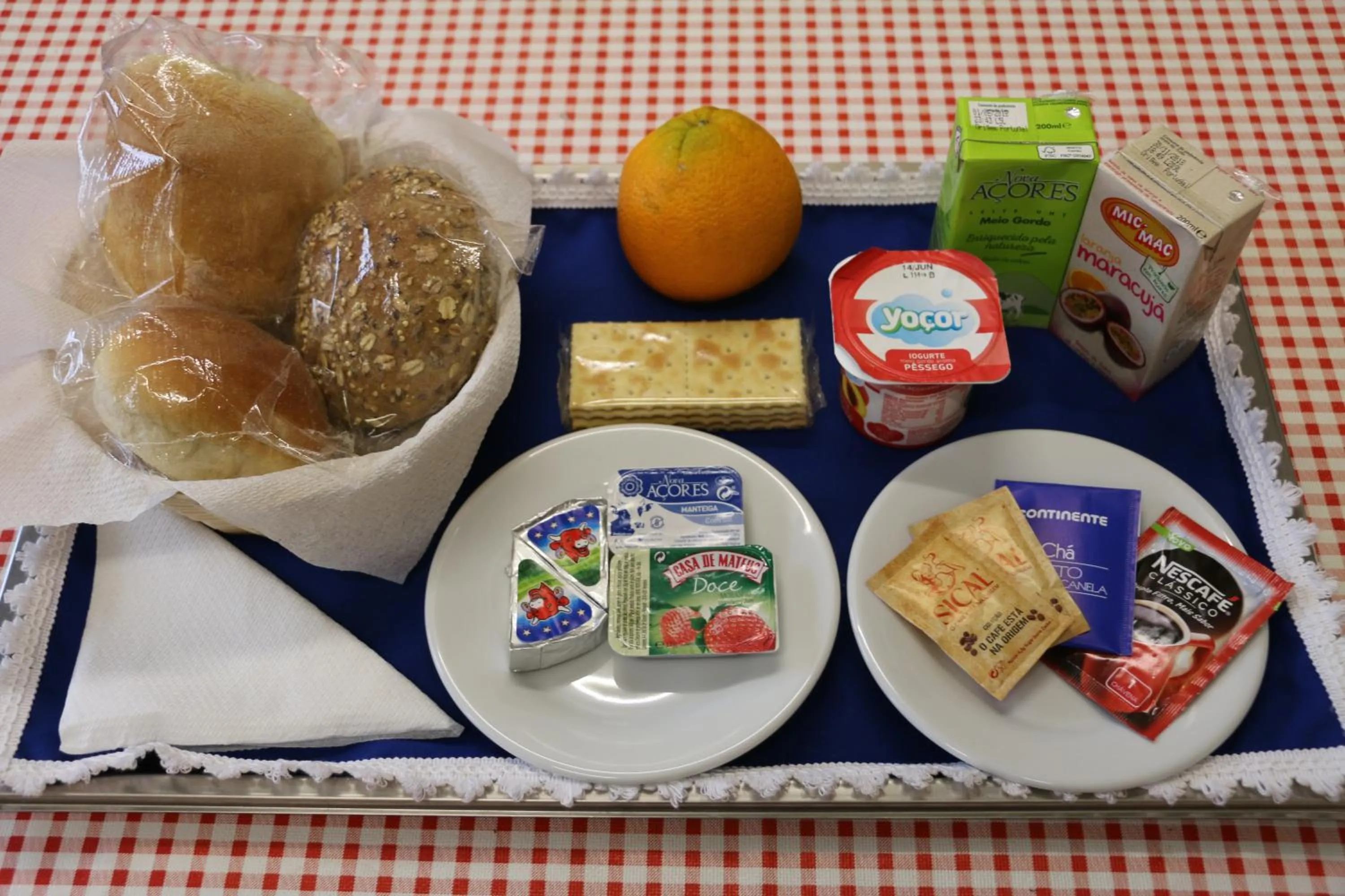 Continental breakfast in Hospedaria Verdemar