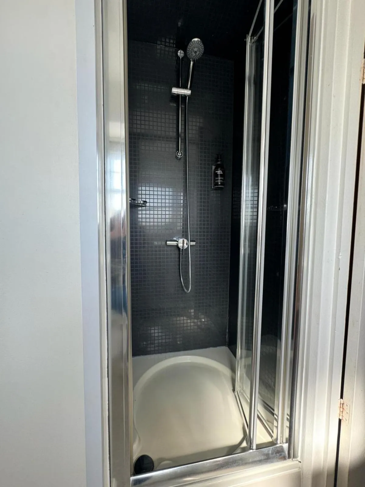 Bathroom in Duke of Buckingham