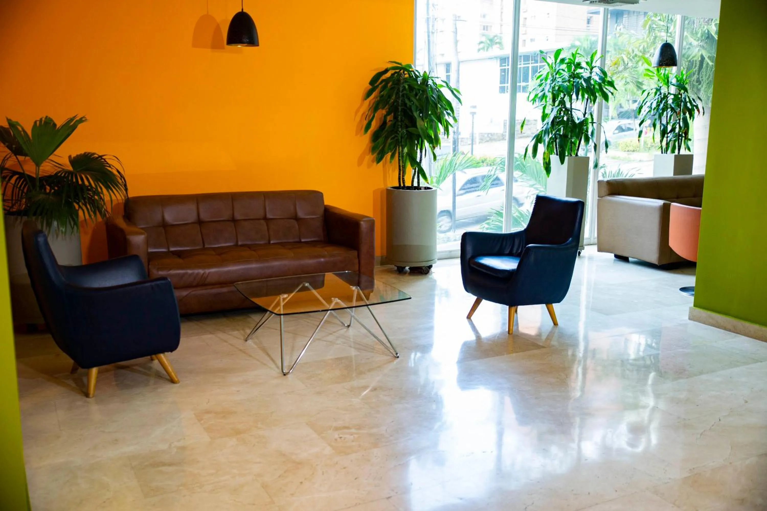 Living room in Hotel Barranquilla Plaza