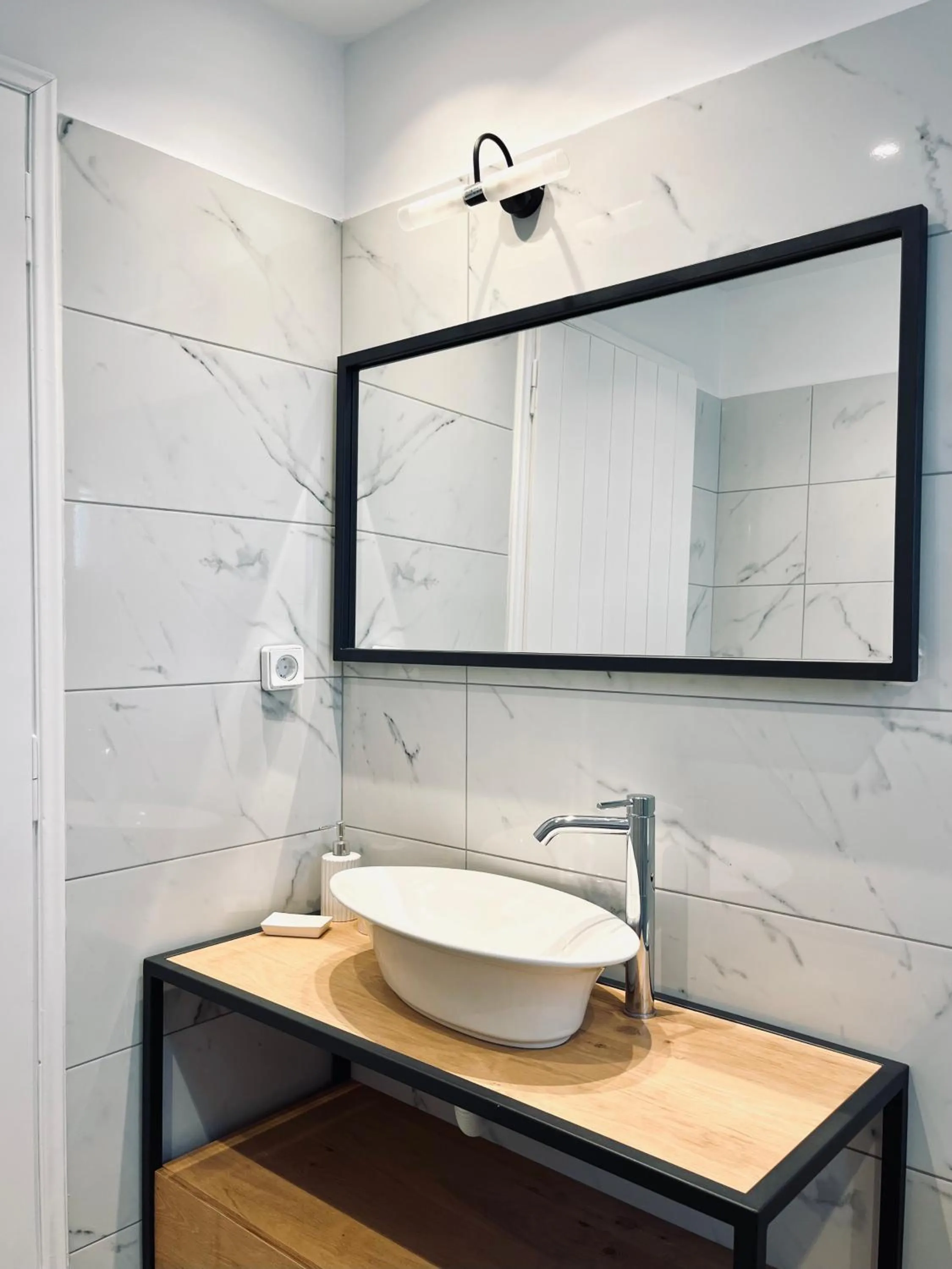 Bathroom in Fikas Hotel