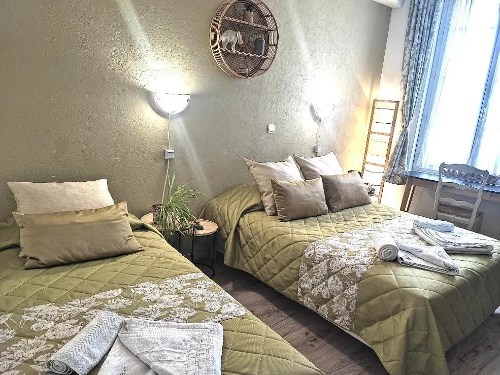 Photo of the whole room, Bed in Le Sauvage