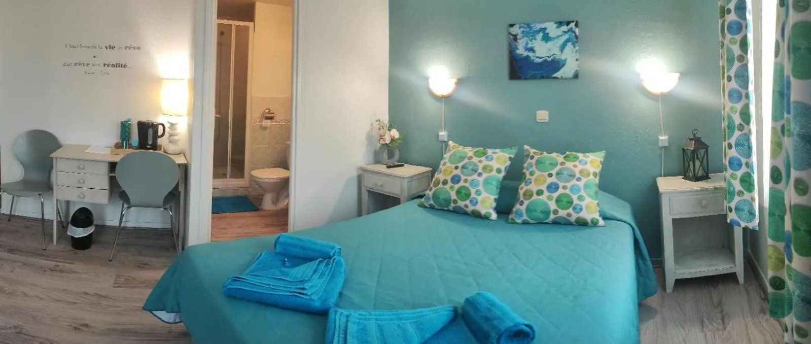 Photo of the whole room, Bed in Le Sauvage