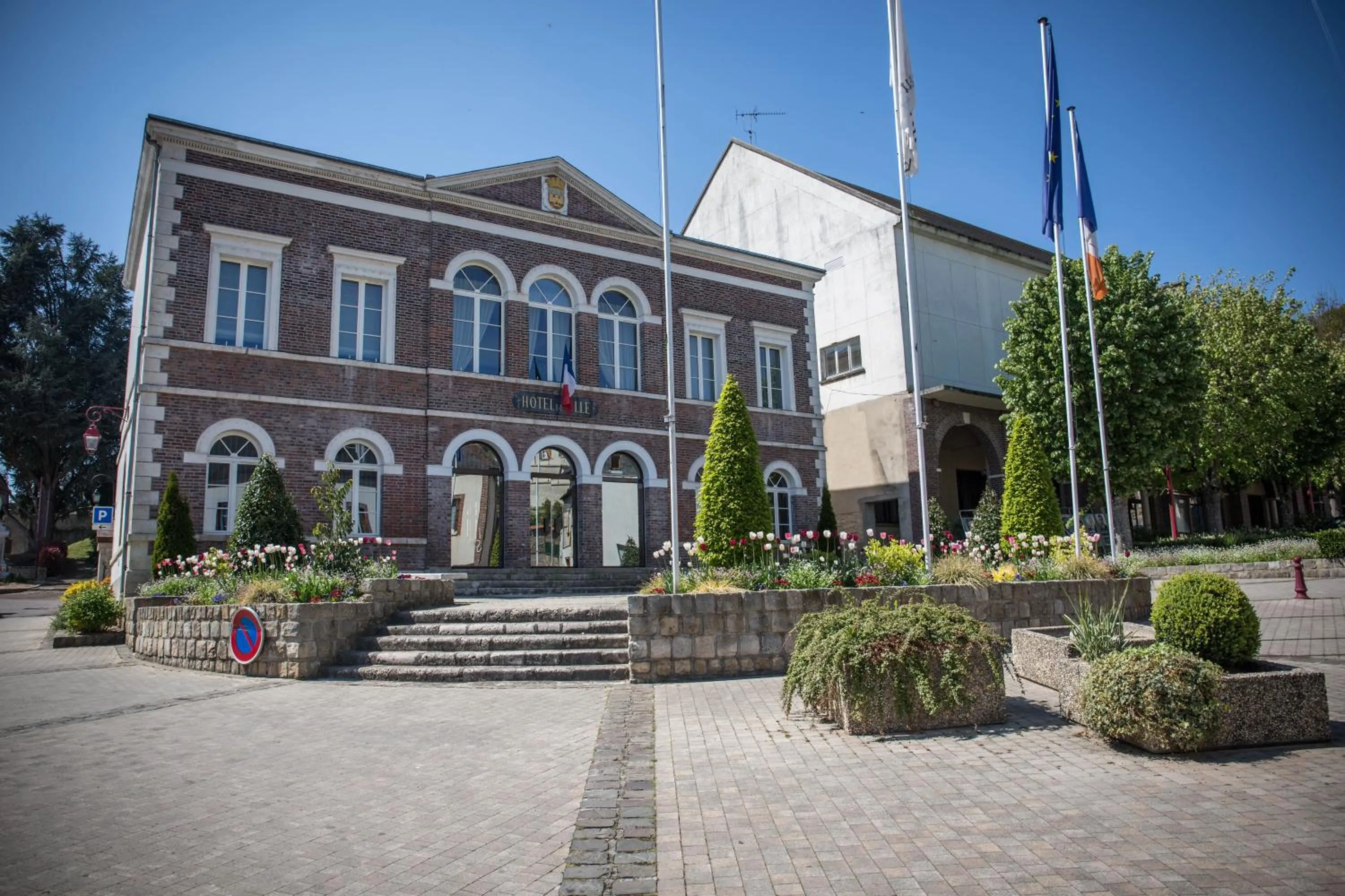 Nearby landmark in Le Sauvage