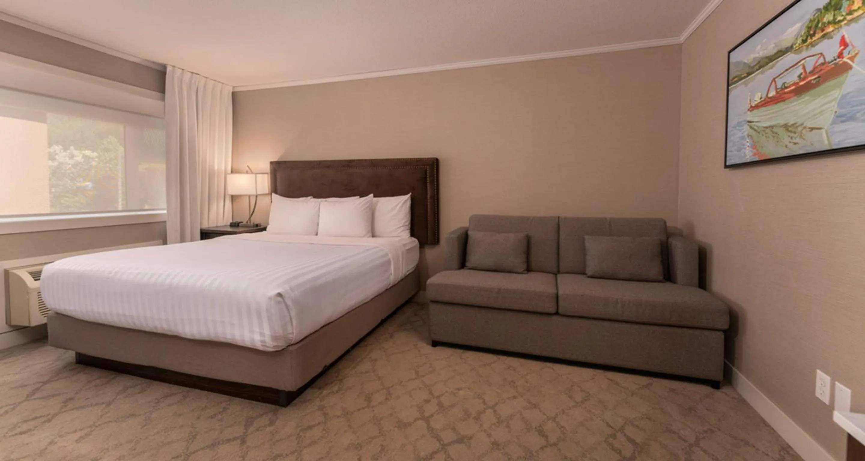 Bedroom, Bed in Prestige Lakeside Resort, WorldHotels Elite