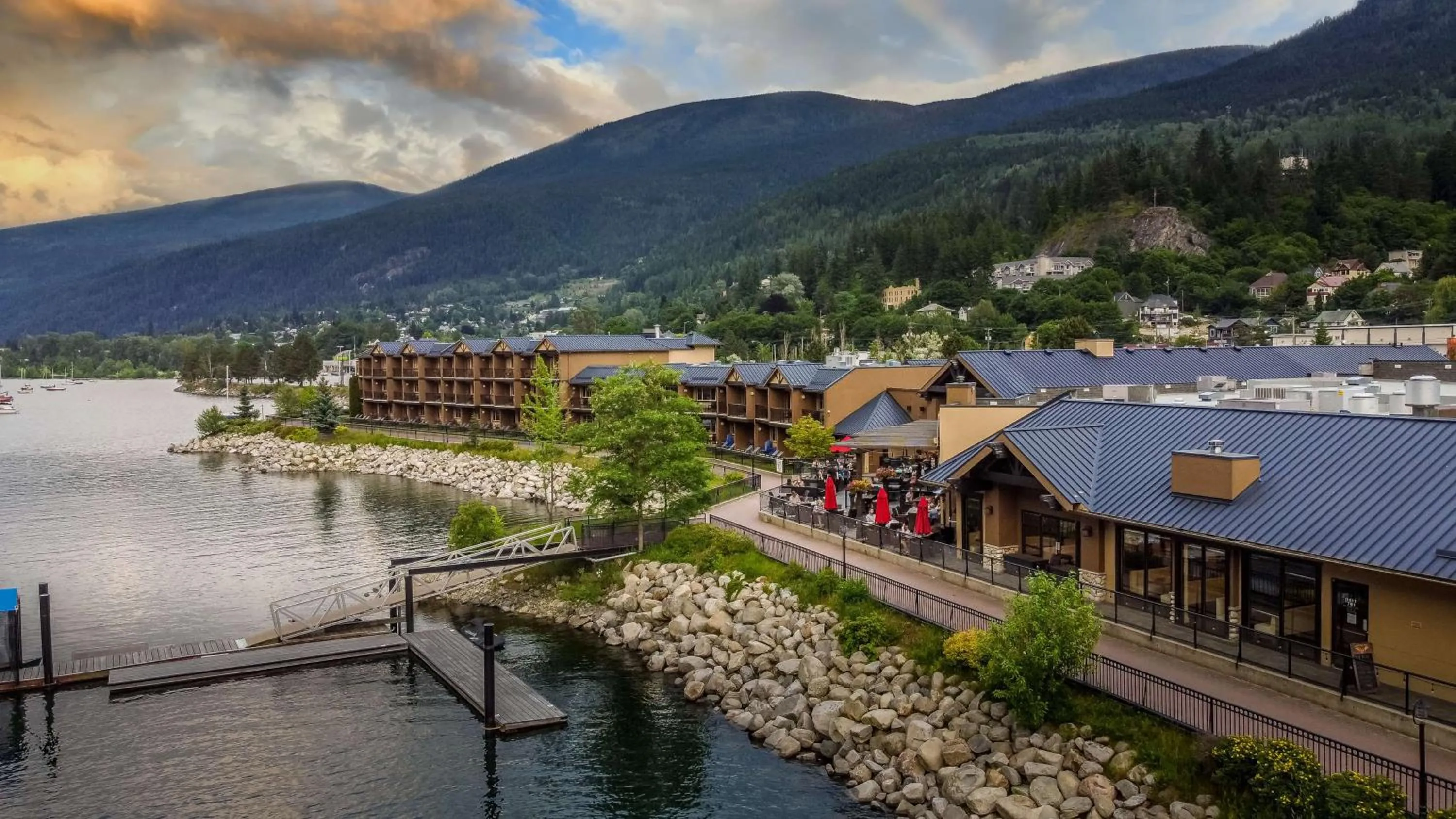 Property building in Prestige Lakeside Resort, WorldHotels Elite